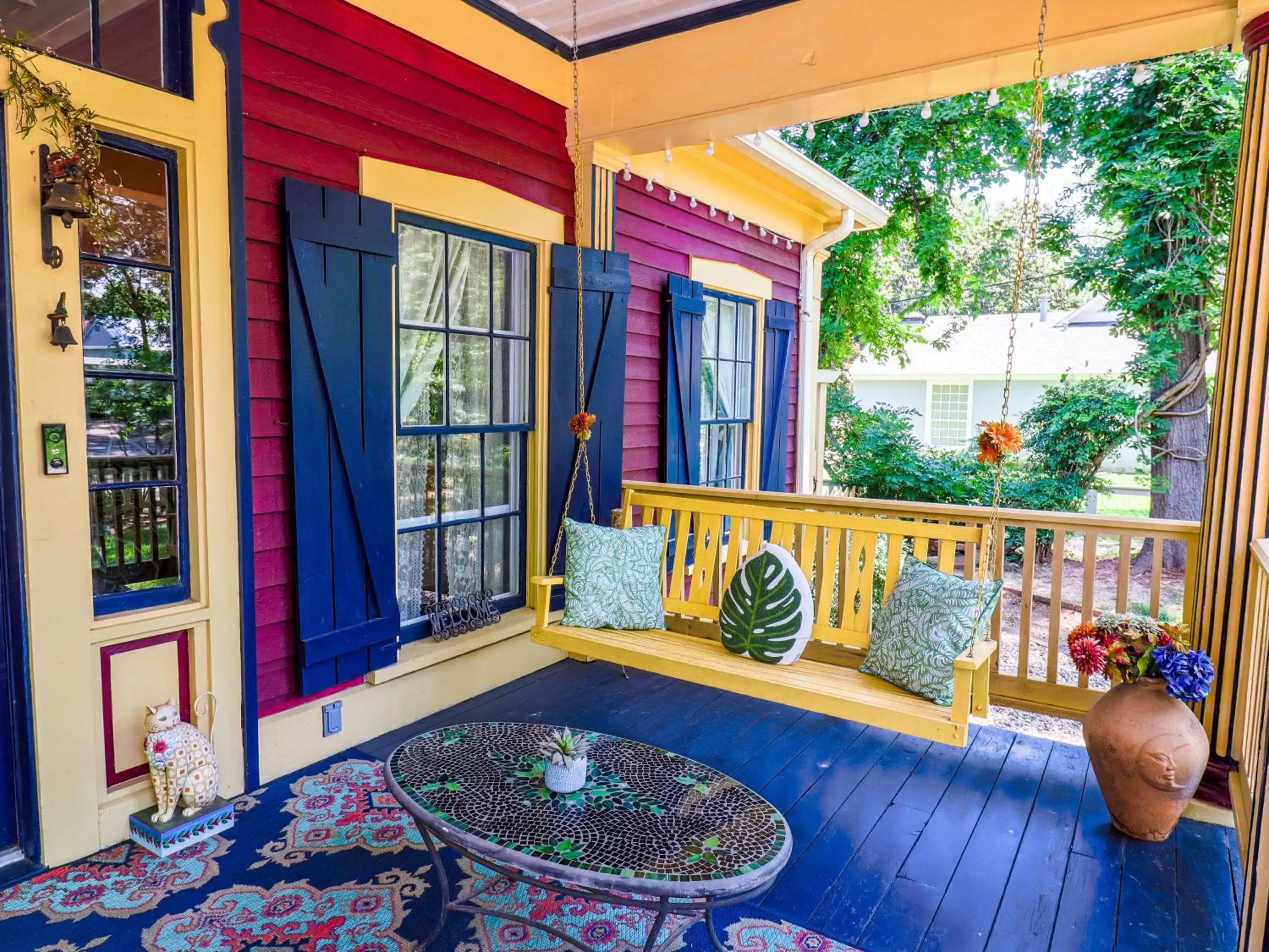 Patio in The Steamboat Inn