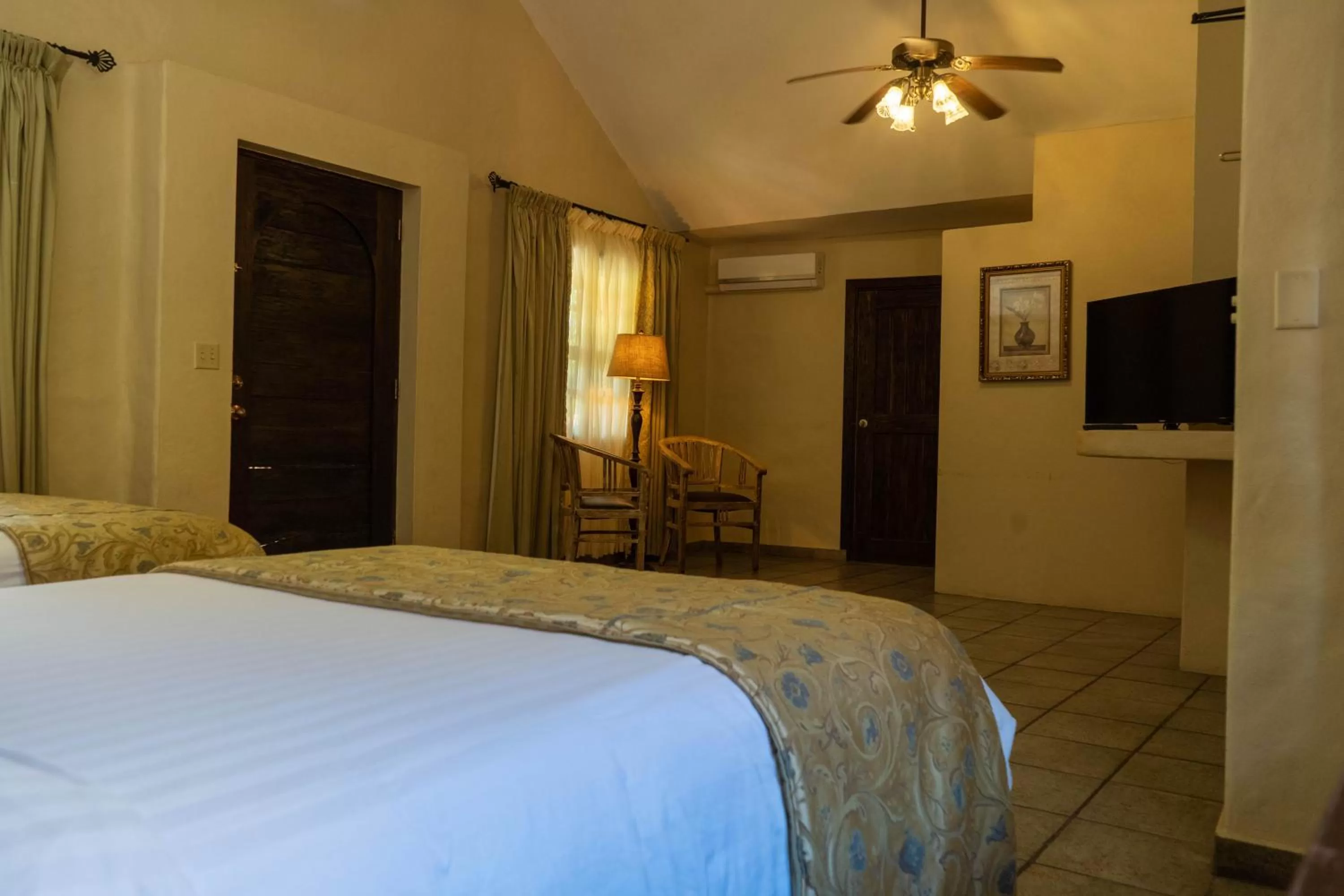 Bedroom, Bed in Valle Escondido Resort