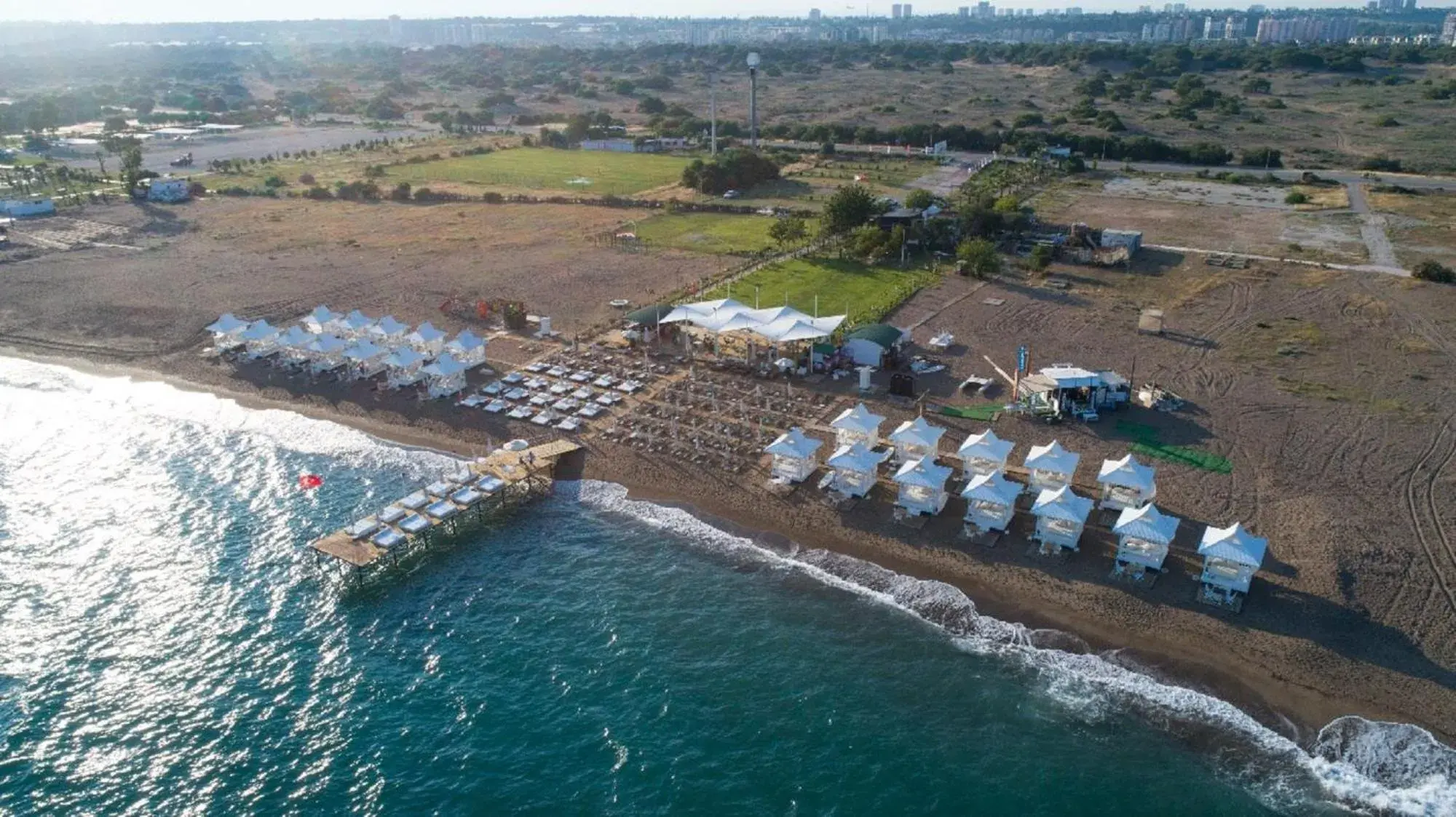 Bird's eye view, Bird's-eye View in Tourist Hotel