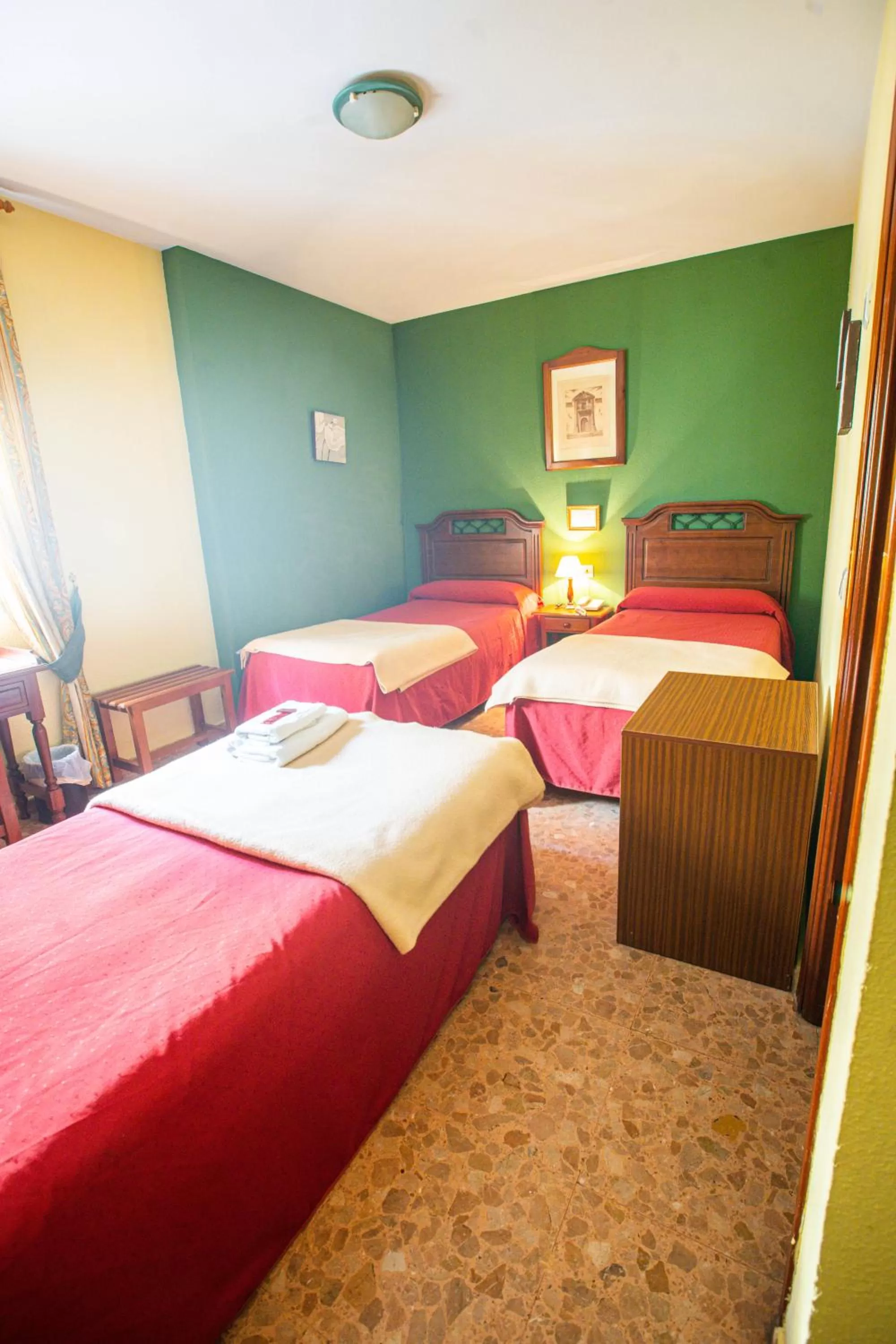 Bed in Hotel Arunda II