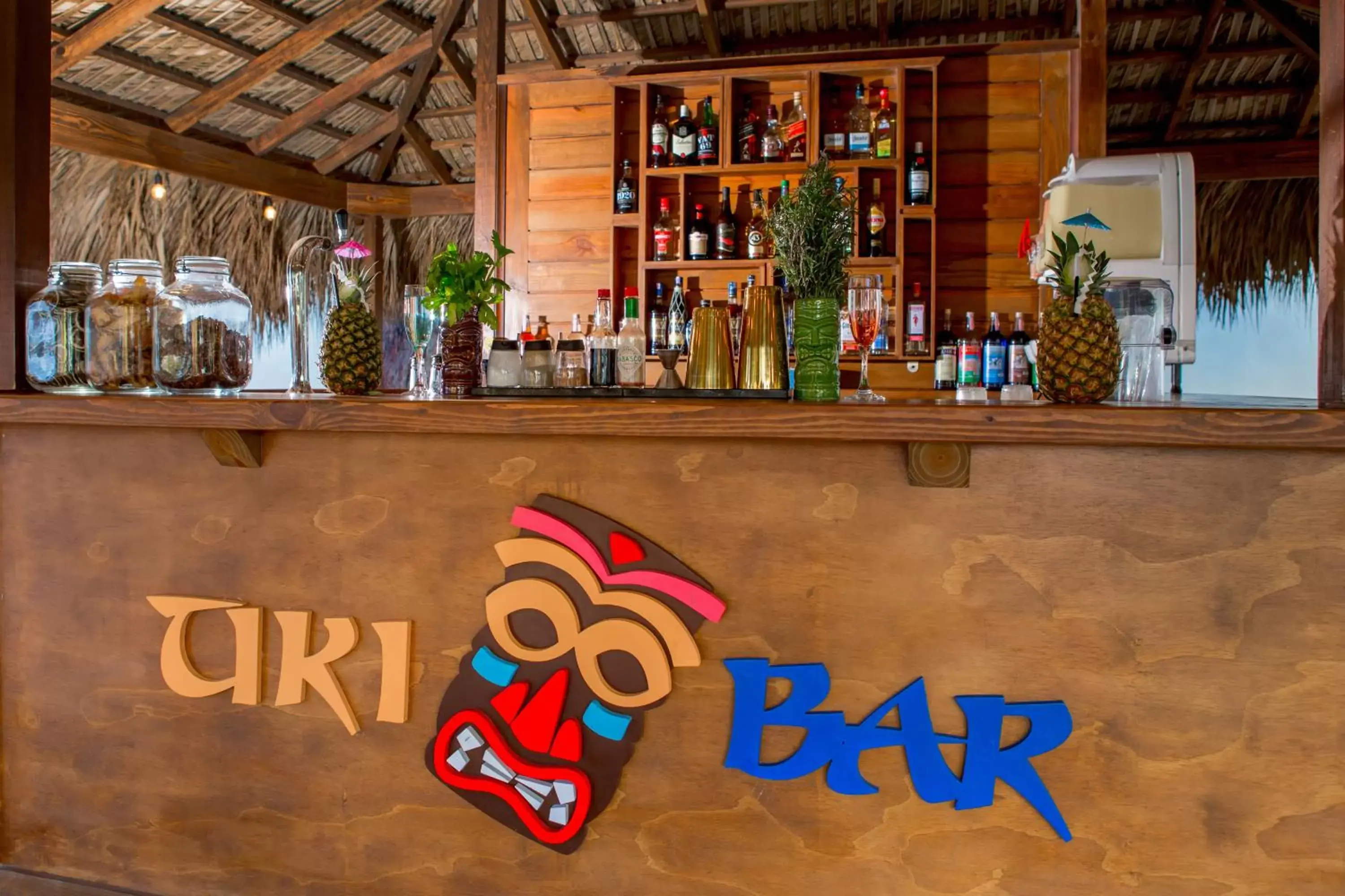 Lounge or bar in Impressive Premium Punta Cana - All Inclusive Lounge or bar in Impressive Premium Punta Cana - All Inclusive