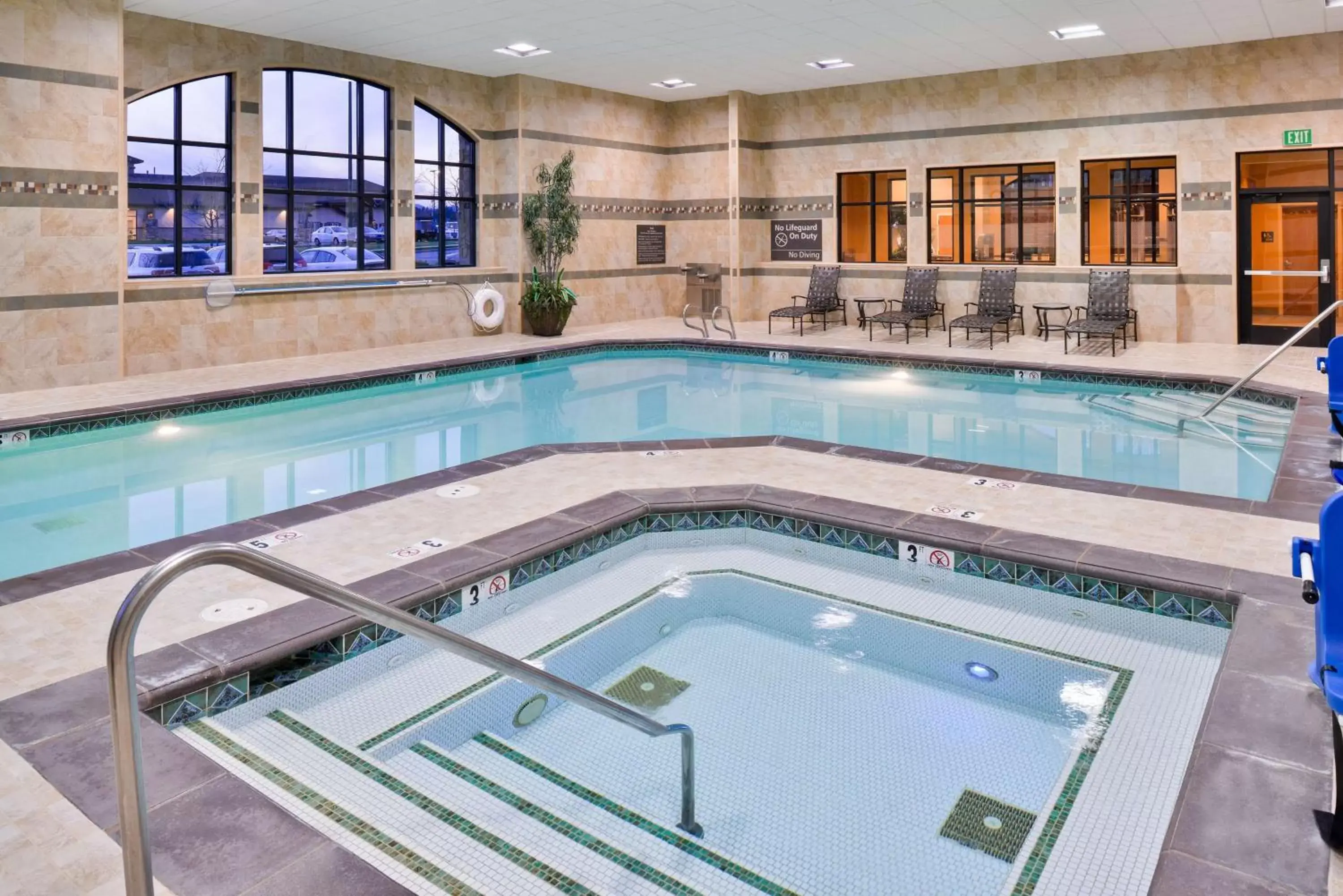 Pool view, Swimming Pool in Hampton Inn and Suites Coeur d'Alene