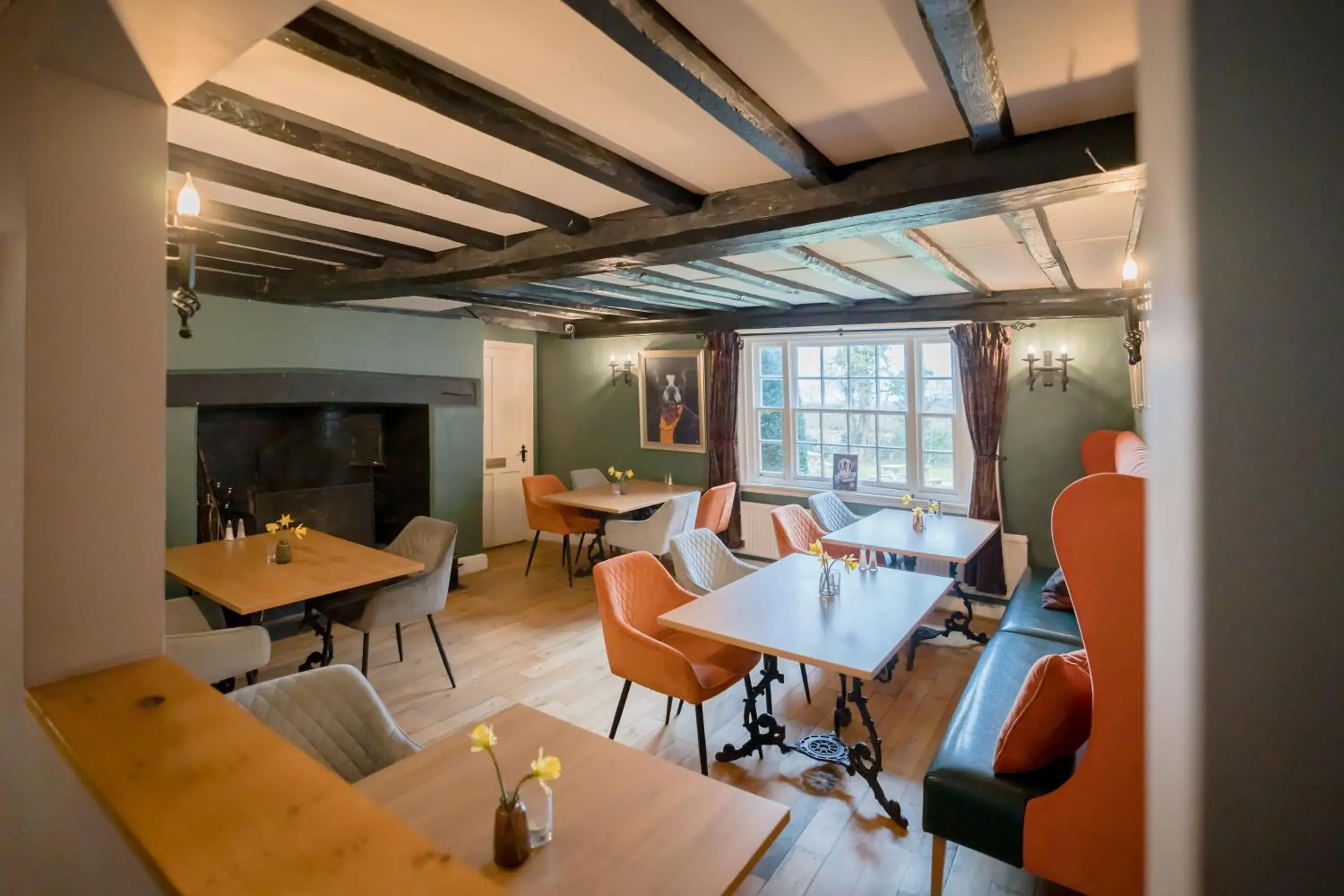 Seating area, Restaurant/Places to Eat in Tottington Manor Hotel