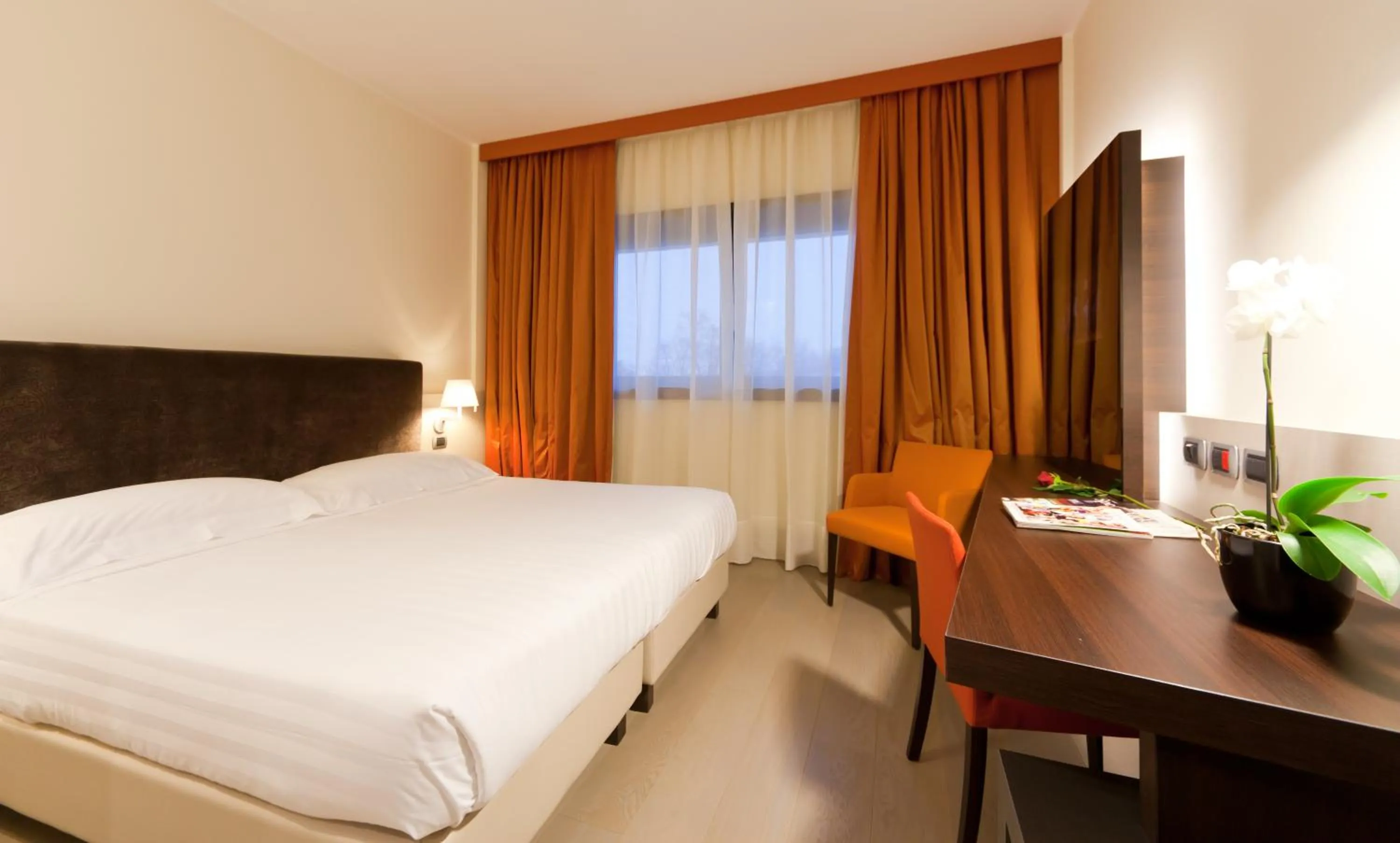 Bedroom, Bed in RMH MODENA DES ARTS