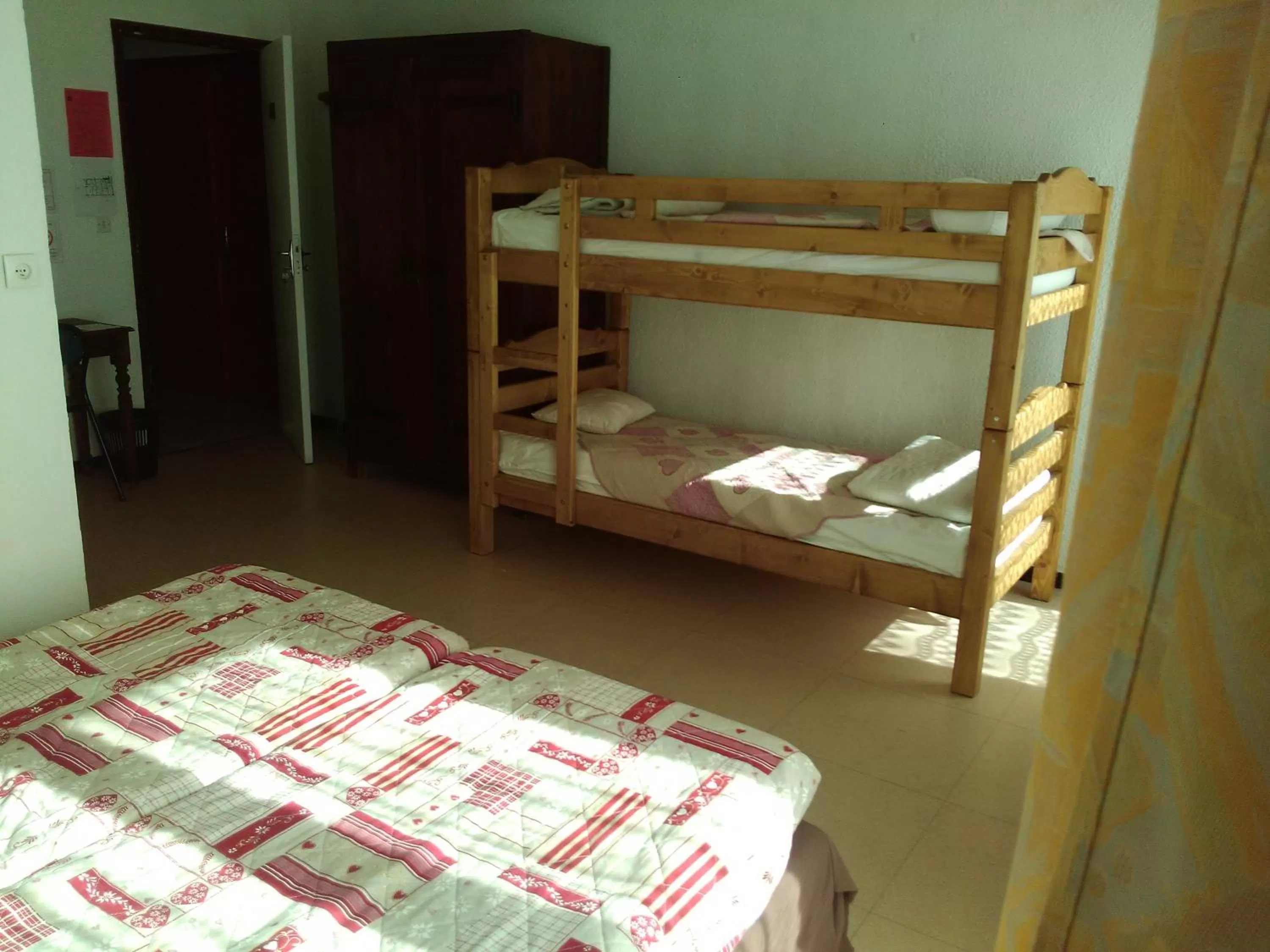 Bed in Cap Verb Guillestre