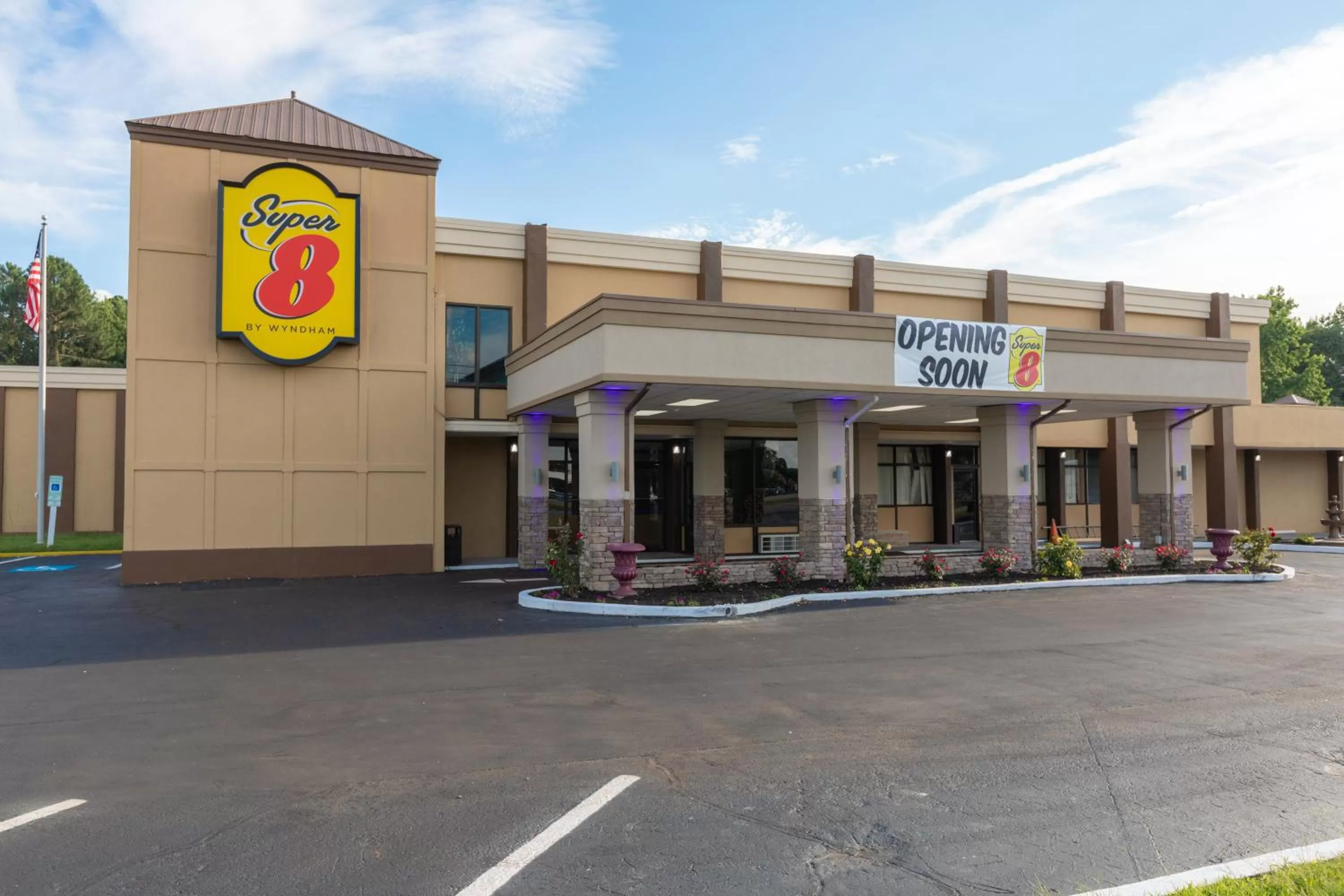 Property building in Super 8 by Wyndham Goldsboro