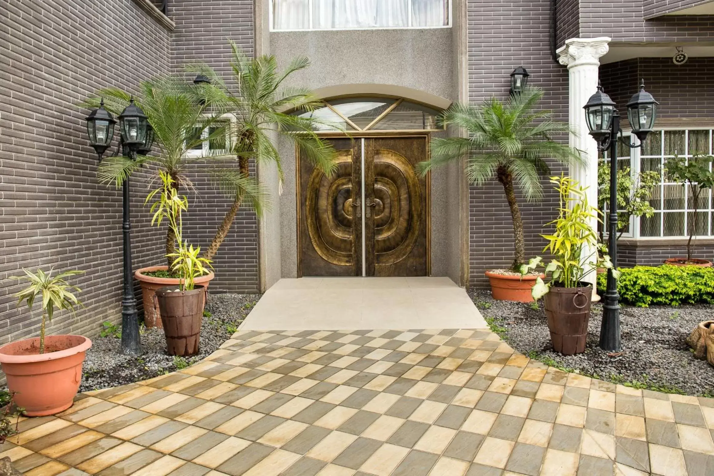 Facade/entrance in Alameda Cariari Boutique Hotel