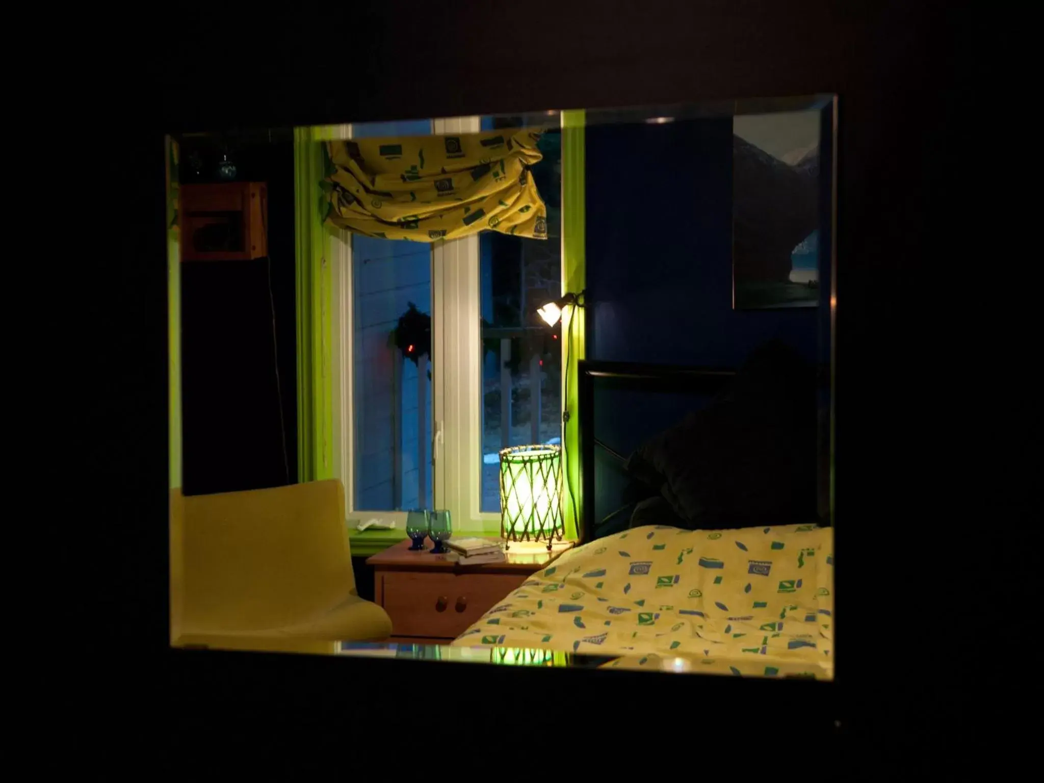 Bedroom in Gîte Crystal Inn
