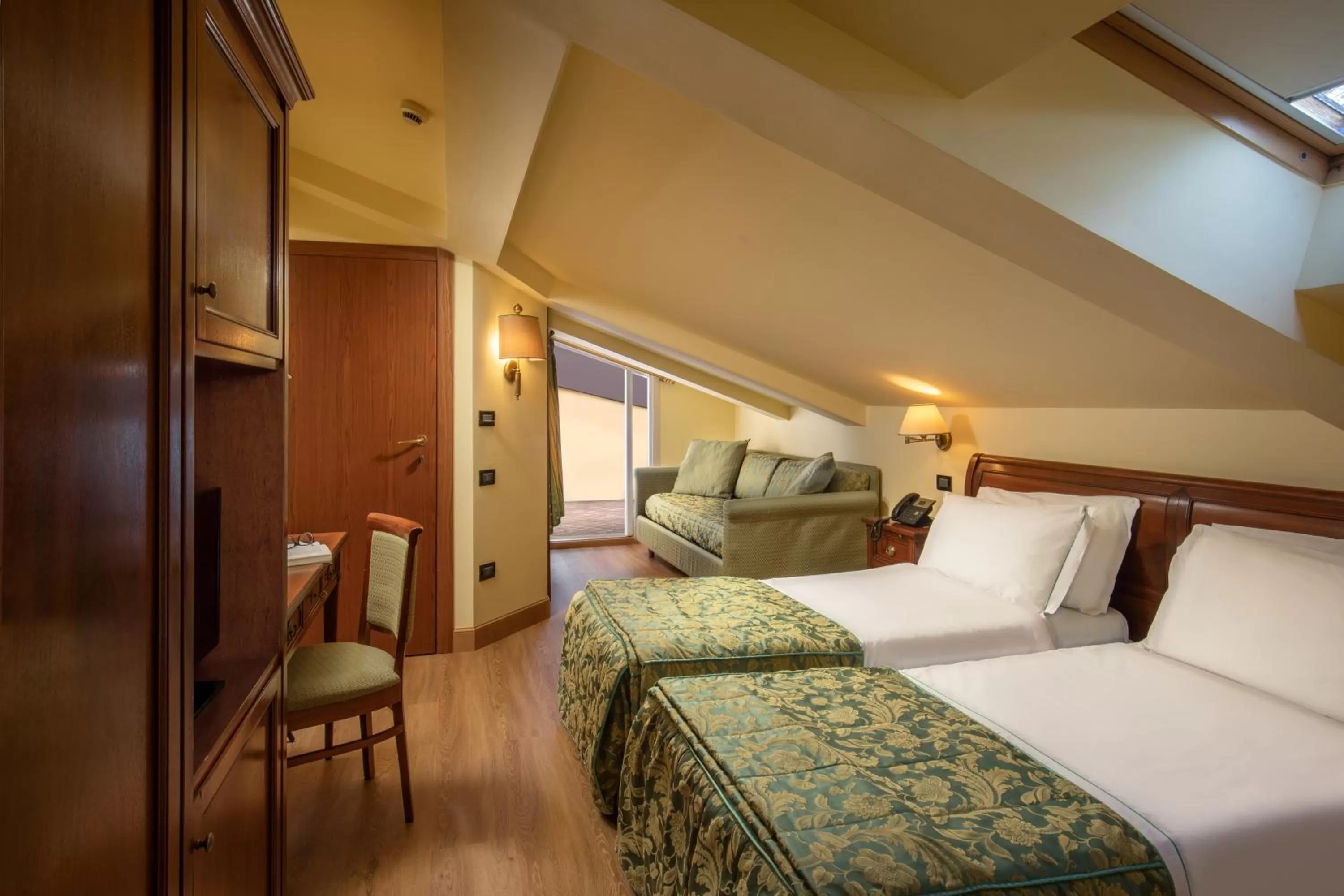 Restaurant/places to eat, Bed in Residence Verdeborgo