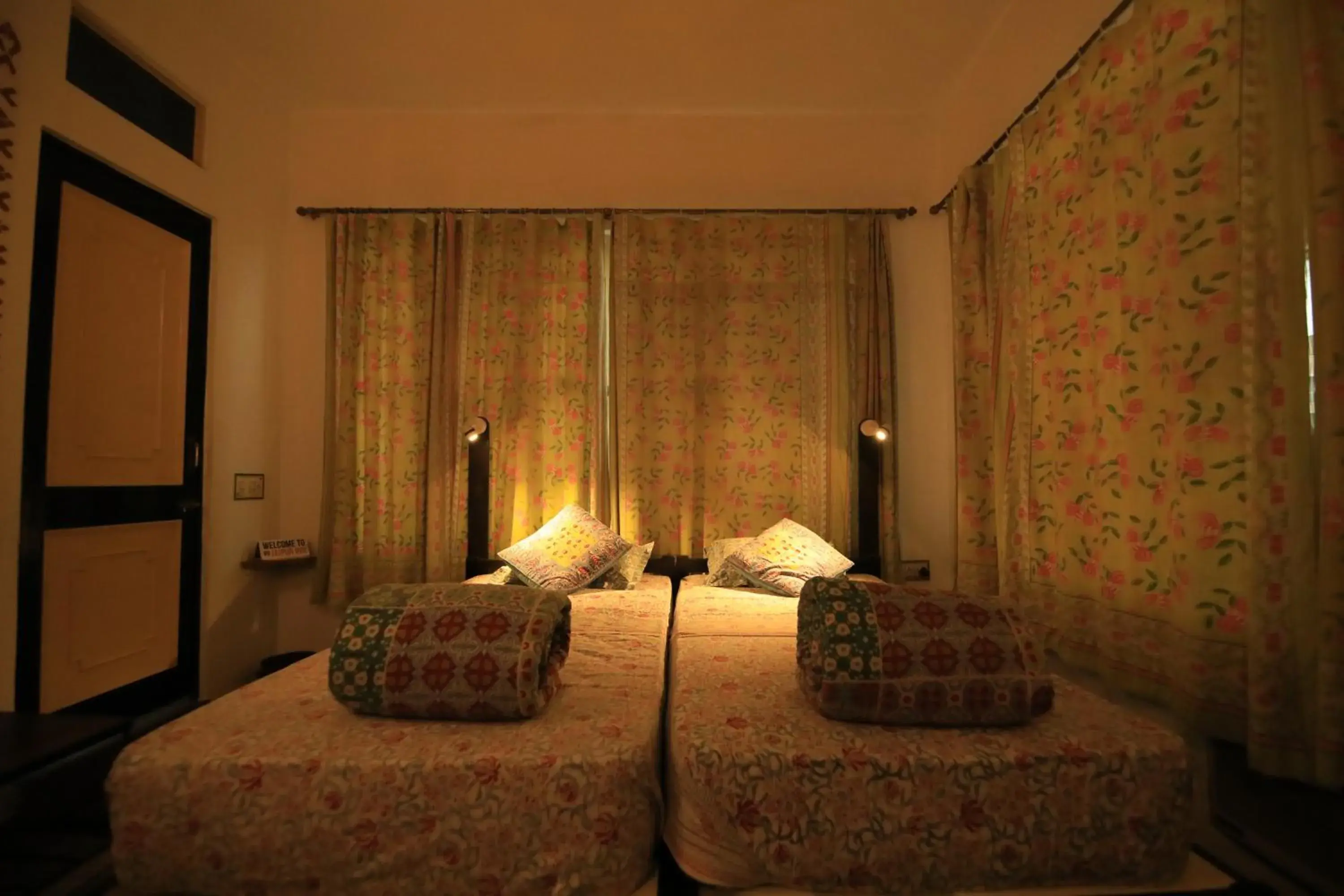 Bed in Jaipur Inn