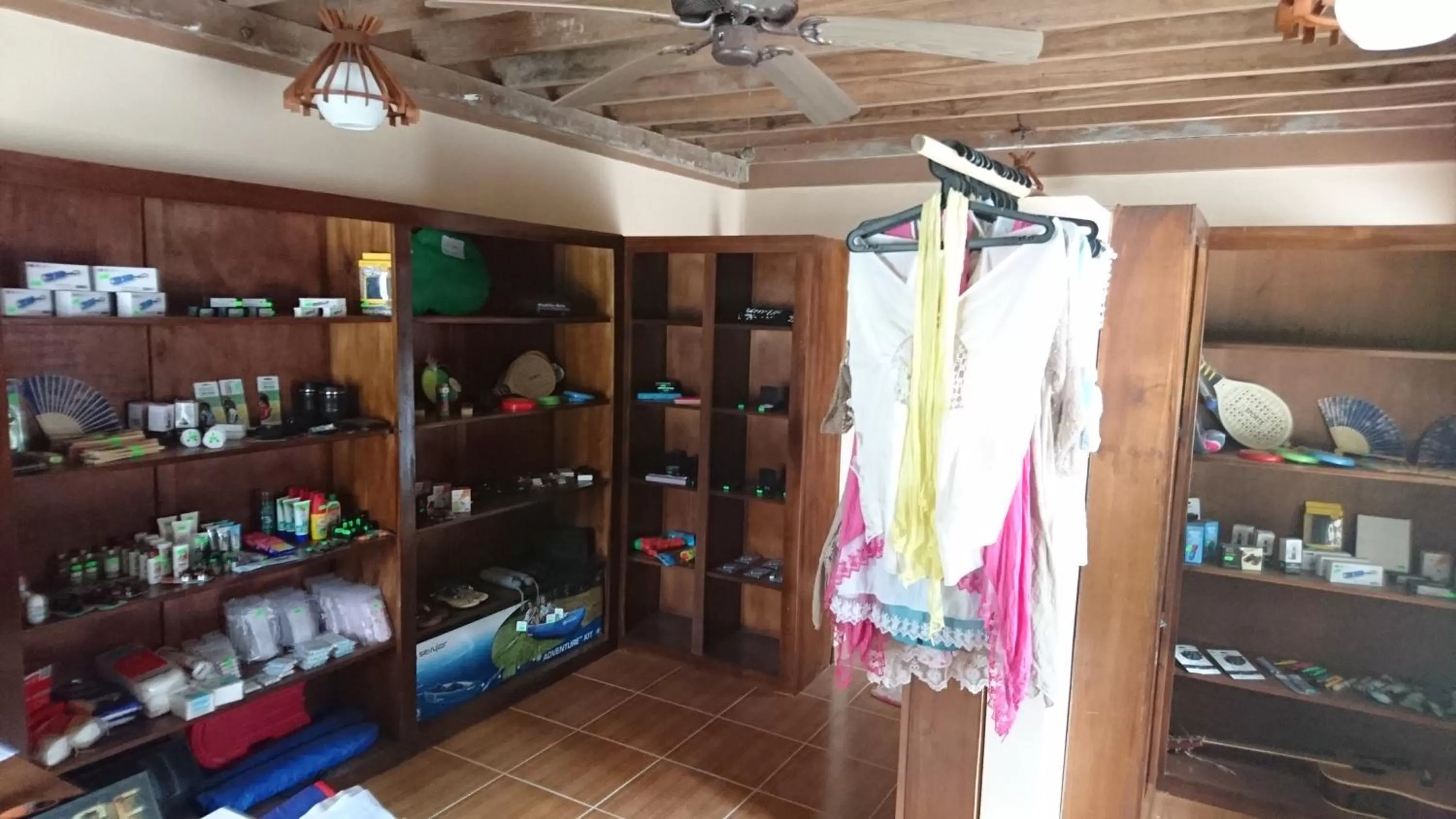 Shopping Area, Supermarket/Shops in Rubin Resort