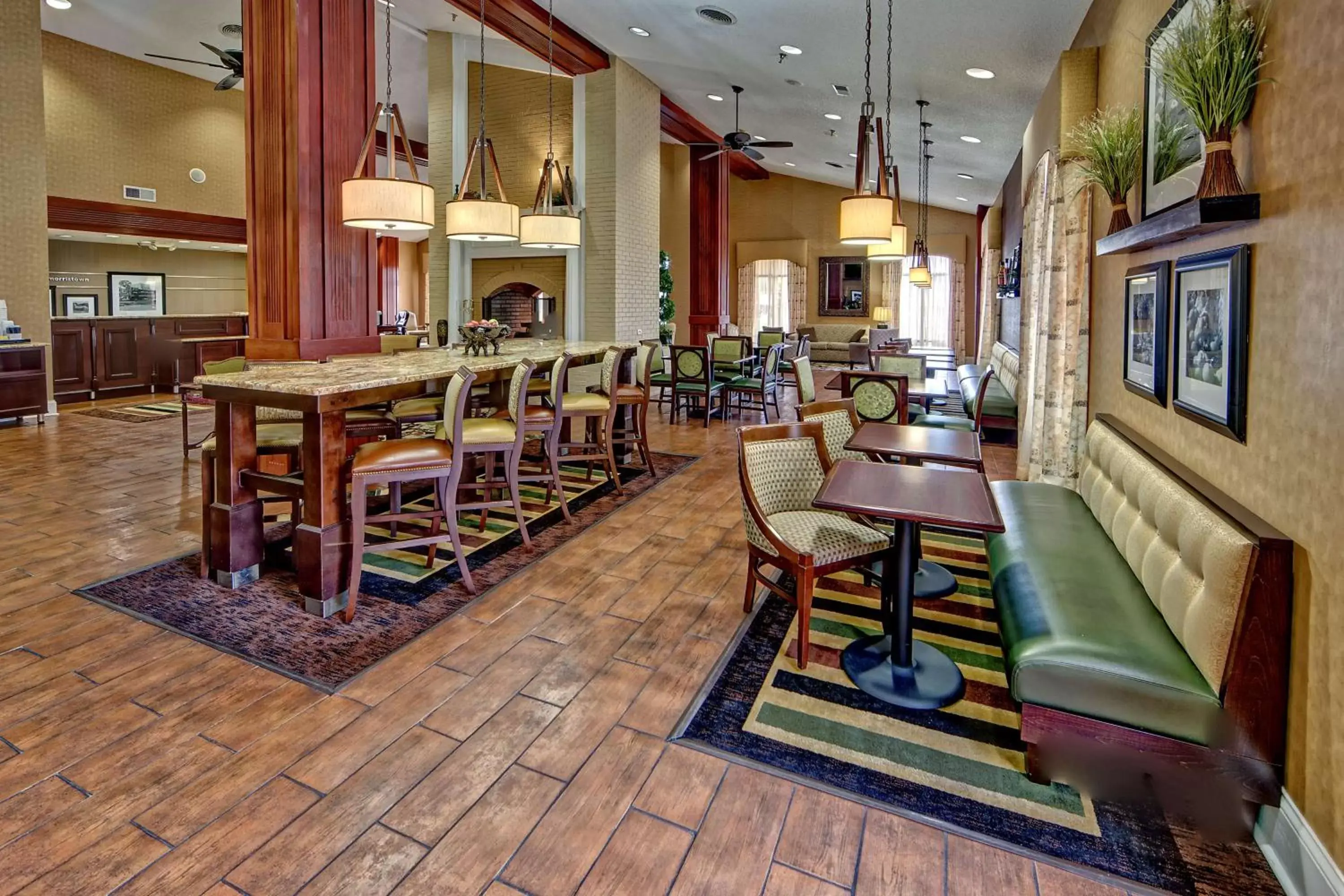 Dining area, Restaurant/Places to Eat in Hampton Inn Morristown