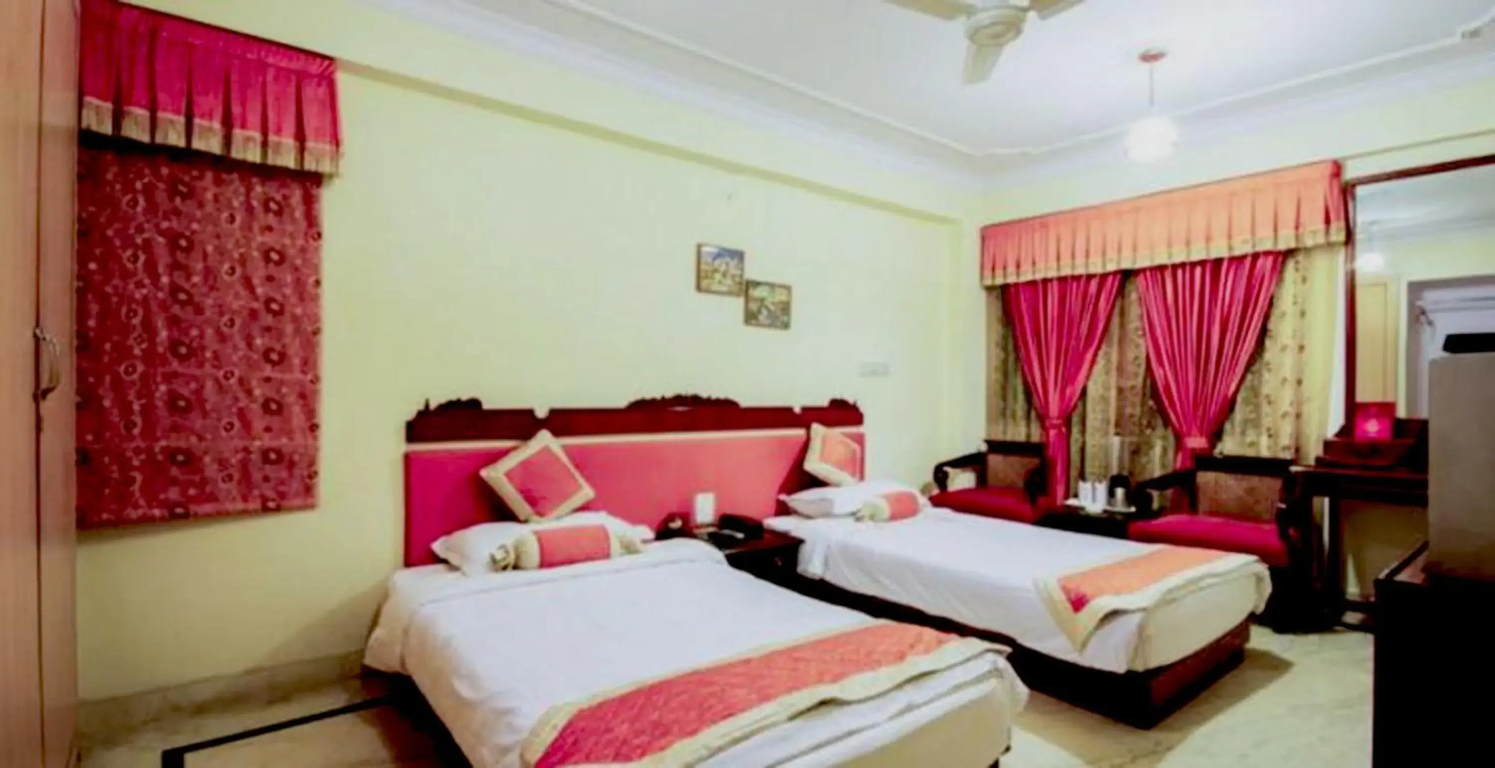 Bed in Hari Mahal Palace by Pachar Group