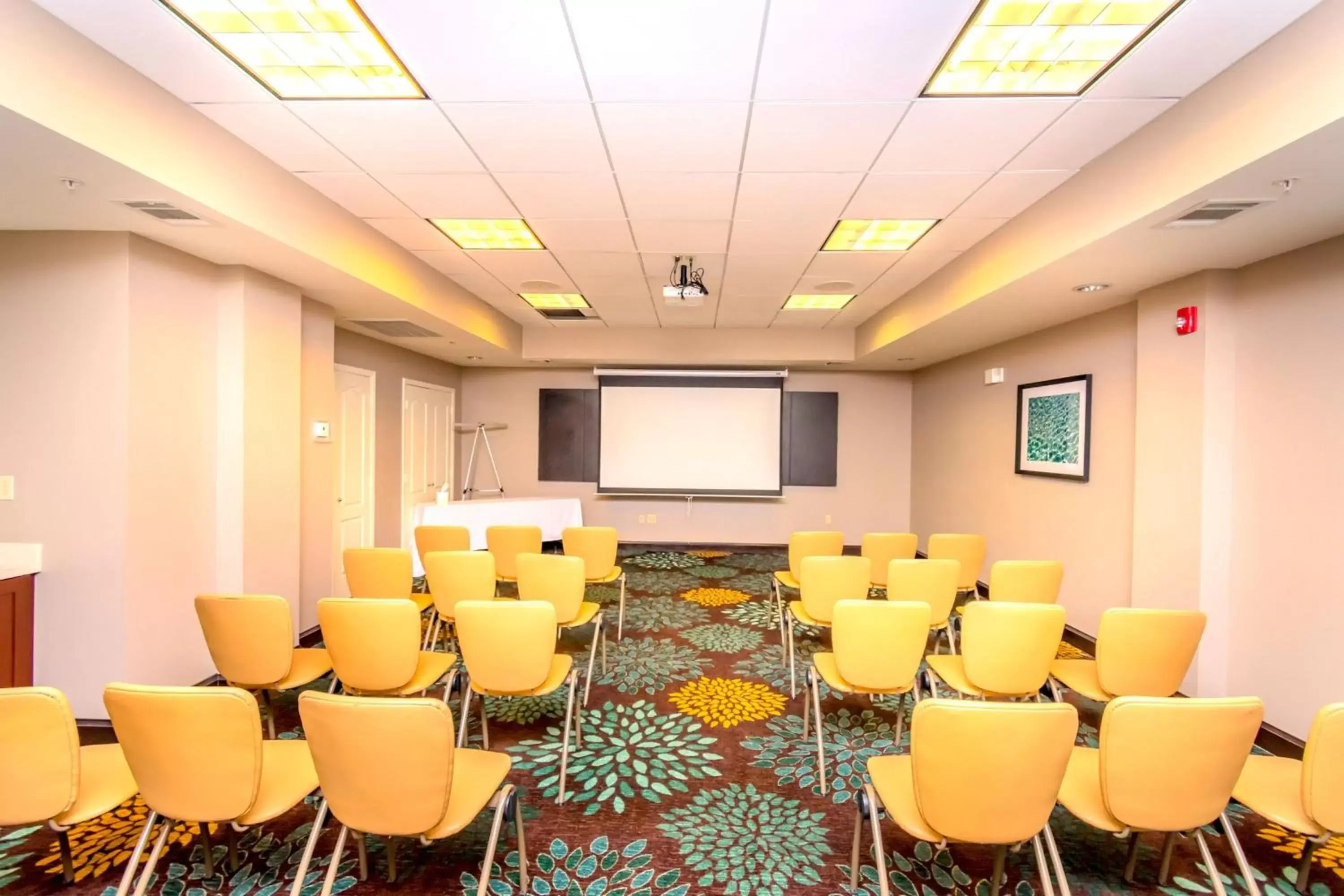 Meeting/conference room in Staybridge Suites Houston - IAH Airport, an IHG Hotel