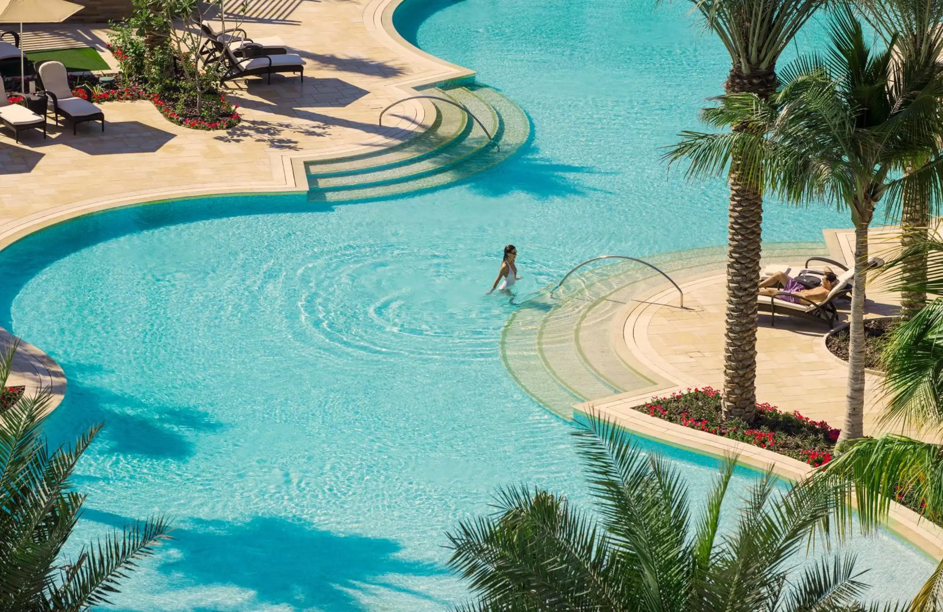 Swimming pool, Pool View in Four Seasons Resort Dubai at Jumeirah Beach