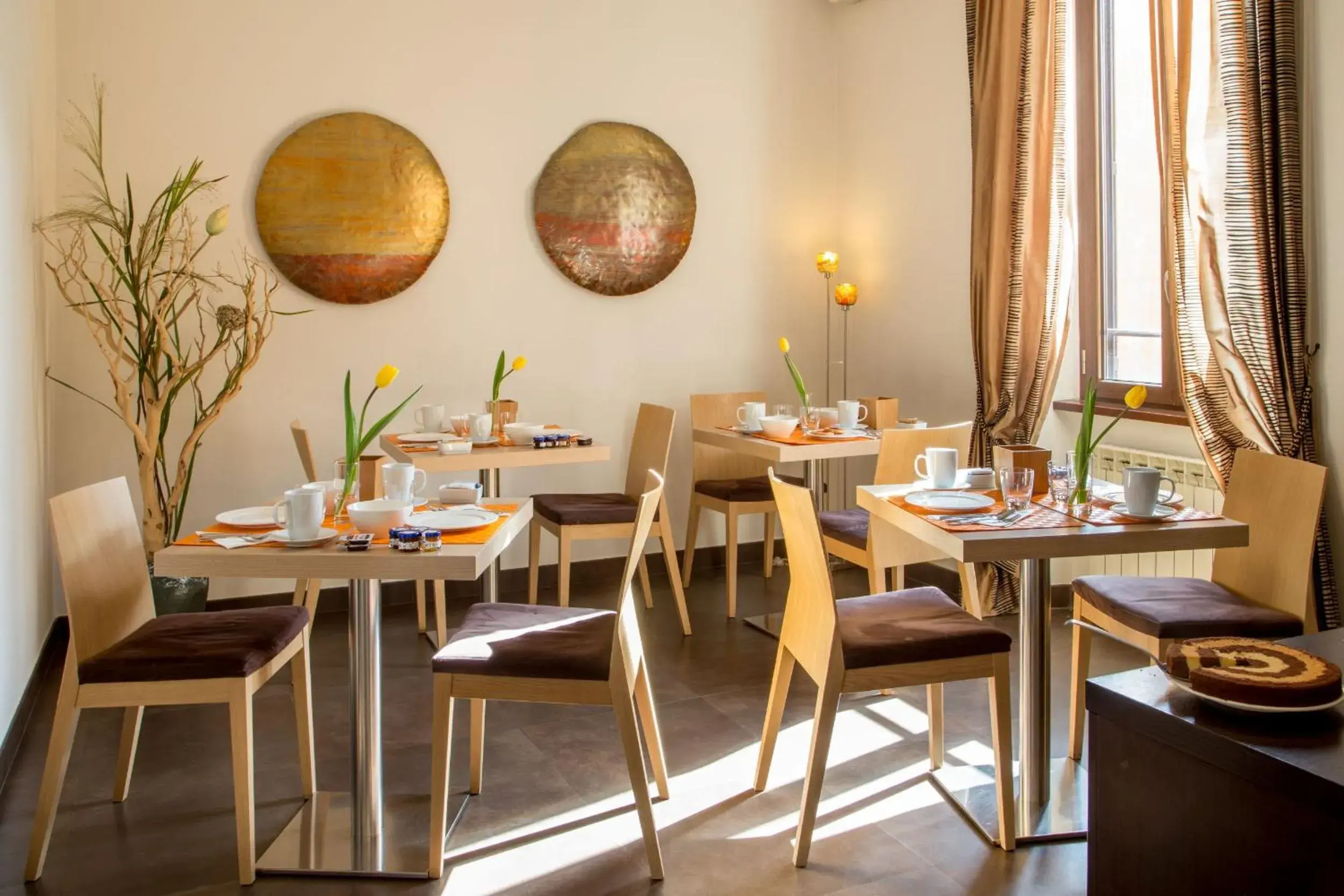Continental breakfast, Restaurant/Places to Eat in Basilio 55 Rome