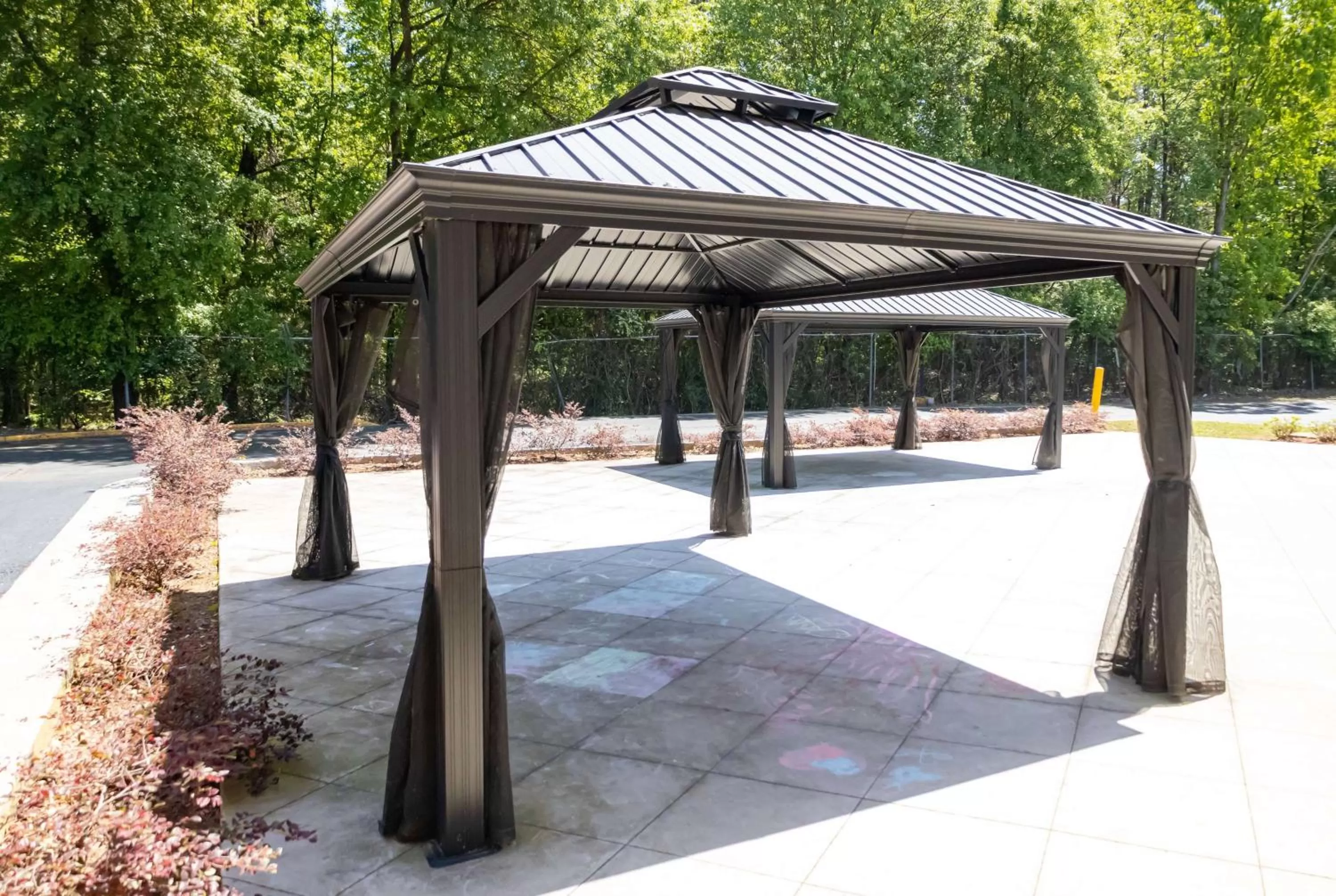 Property building in Days Inn by Wyndham College Park Atlanta Airport South