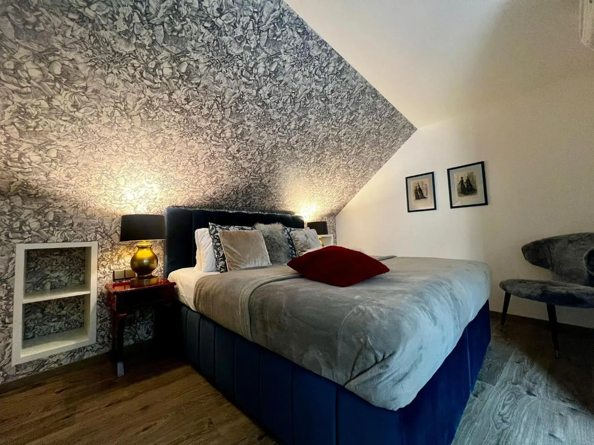 Property building, Bed in Antik Hotel Prague