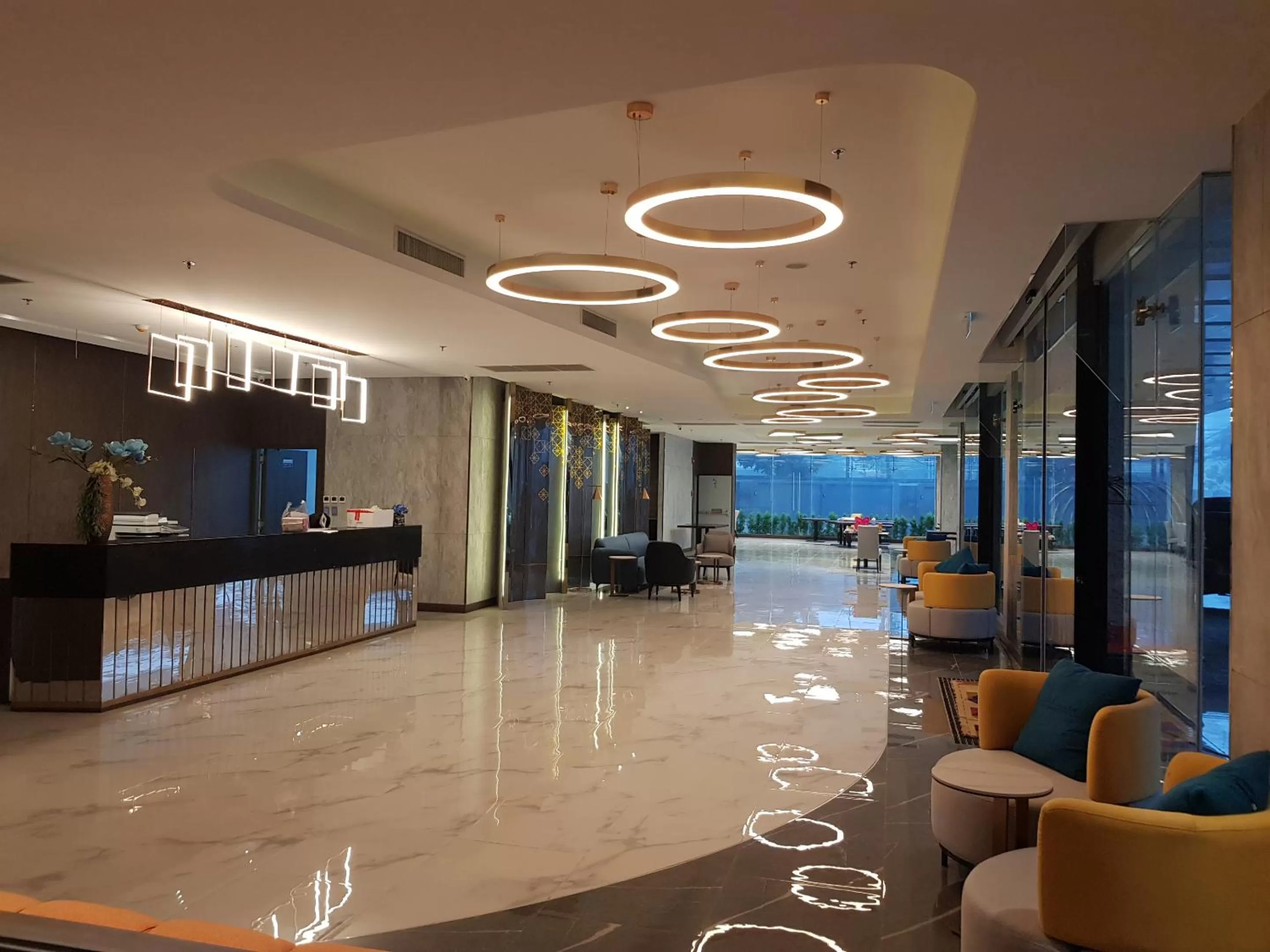 Lobby or reception in Best Western Nada Don Mueang Airport hotel