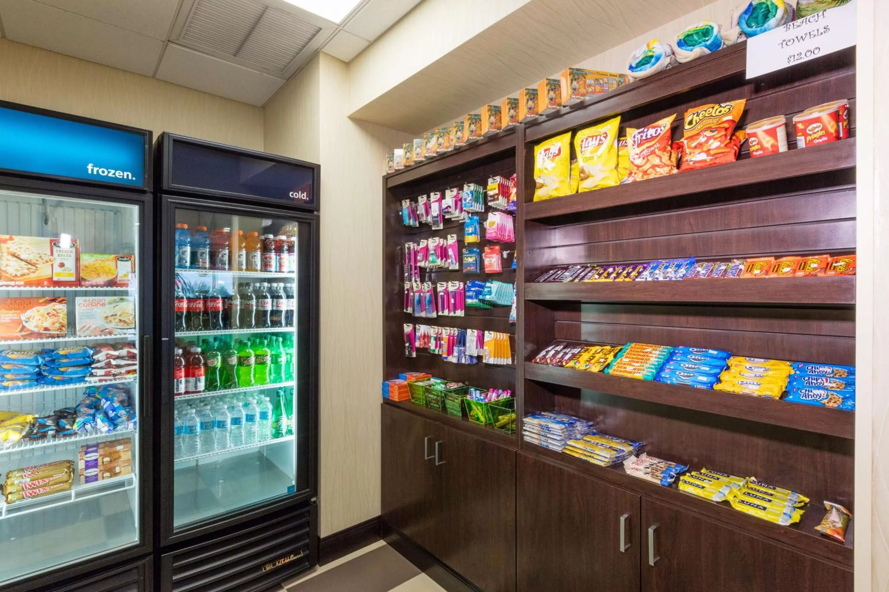 Breakfast in Hampton Inn Daytona Beach/Beachfront