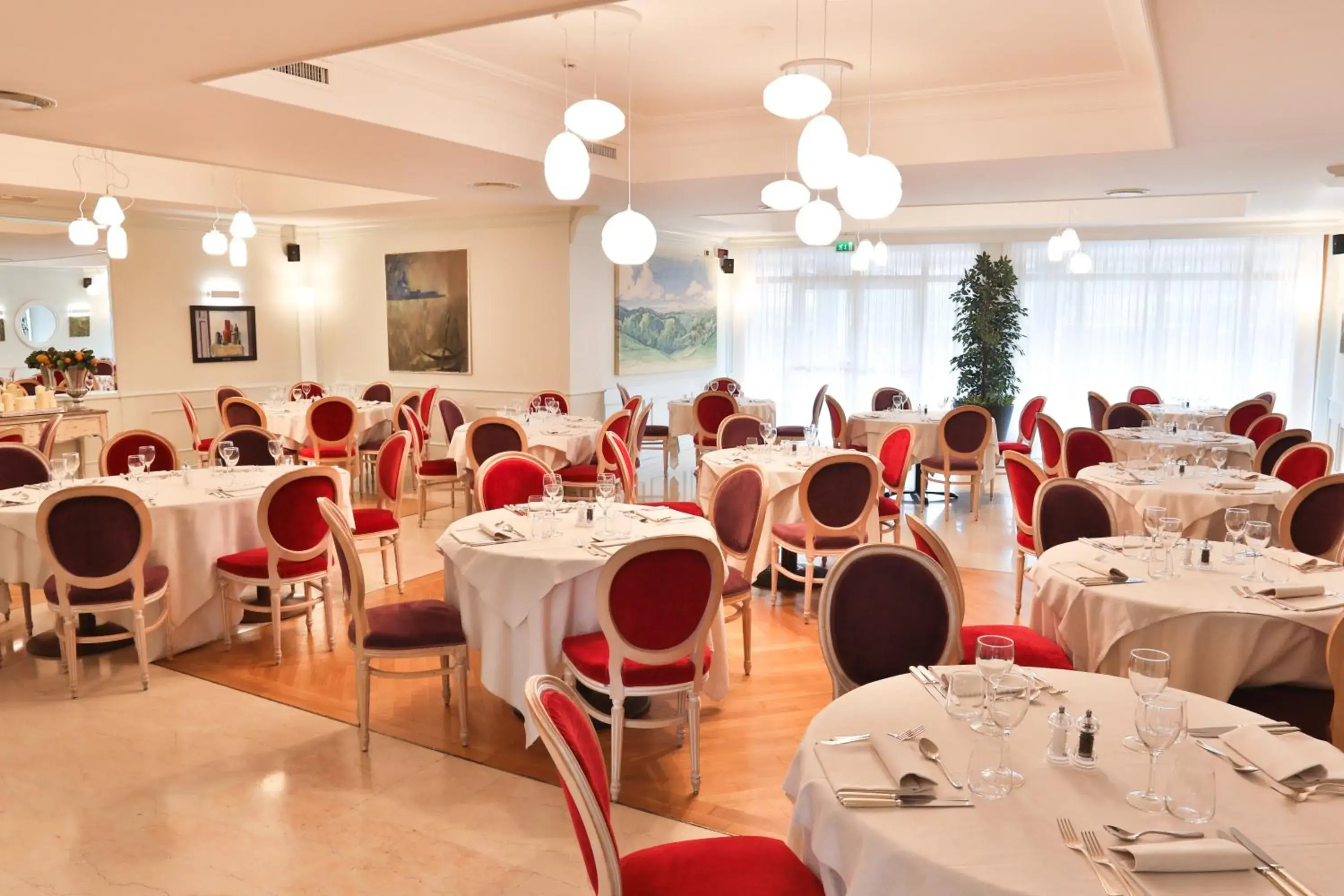 Restaurant/Places to Eat in Iseo Lago Hotel
