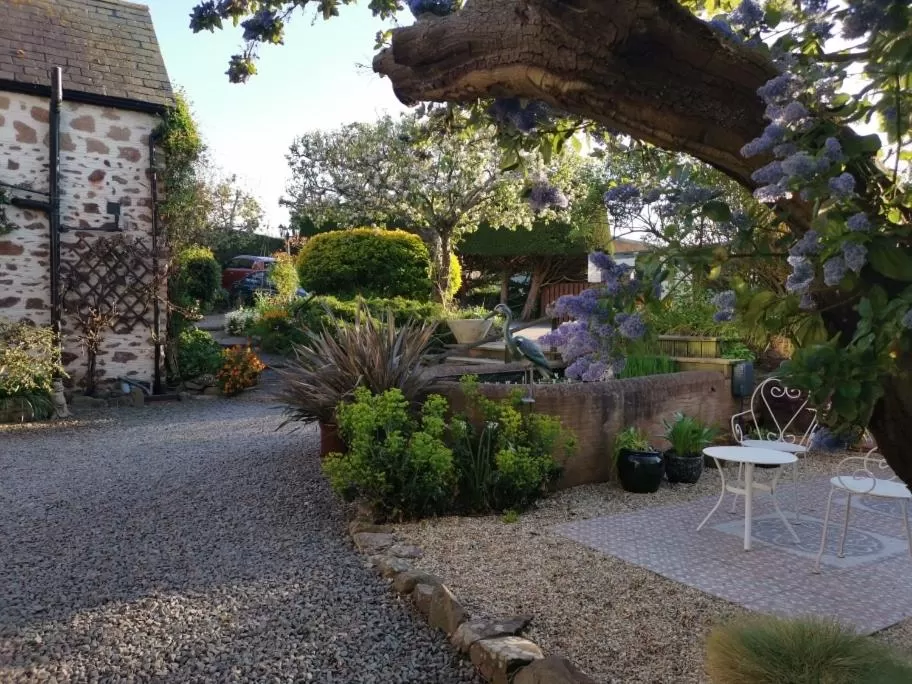 Garden in Steps Farmhouse B&B