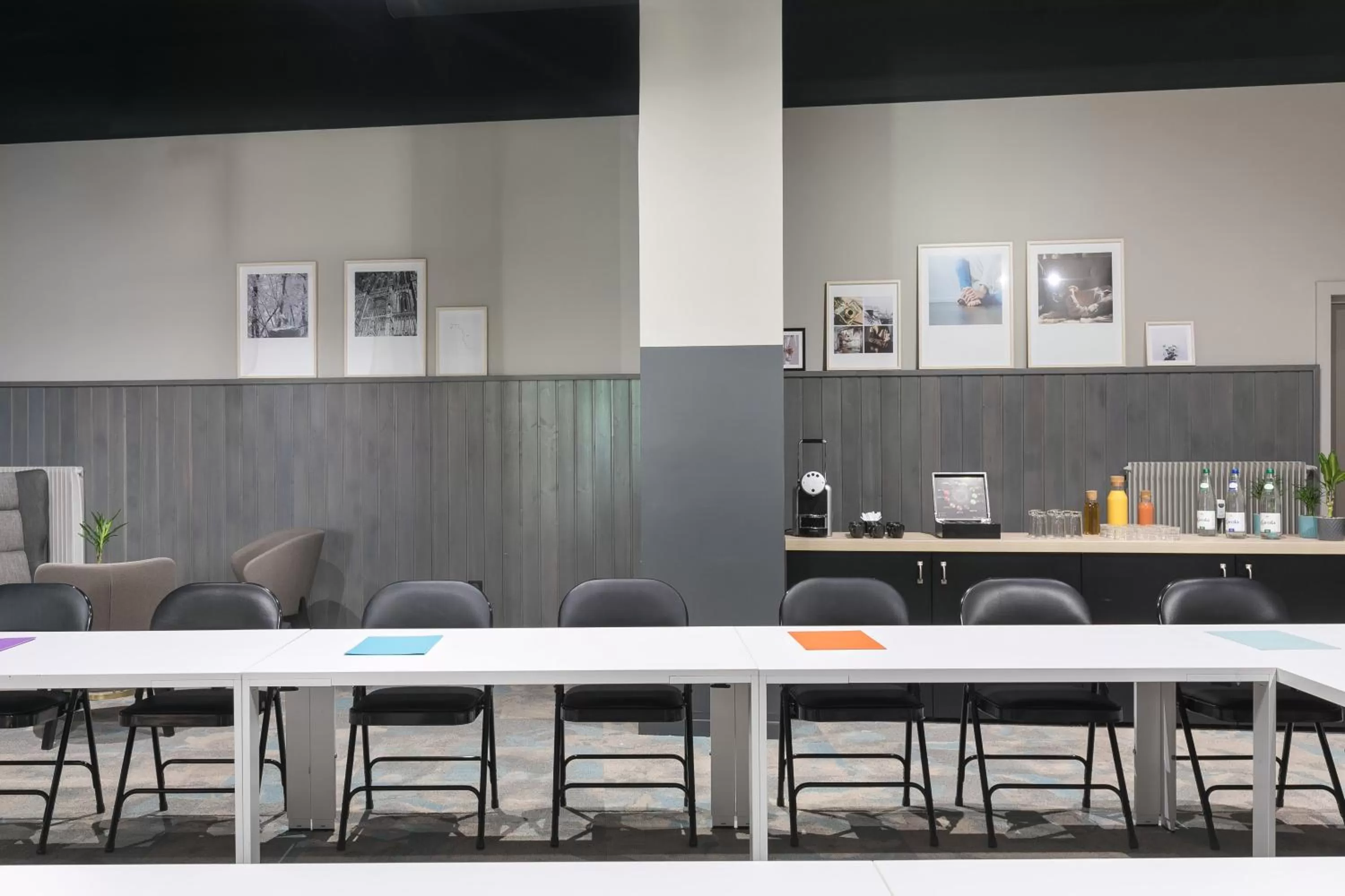 Business facilities in Hotel Kaijoo by HappyCulture