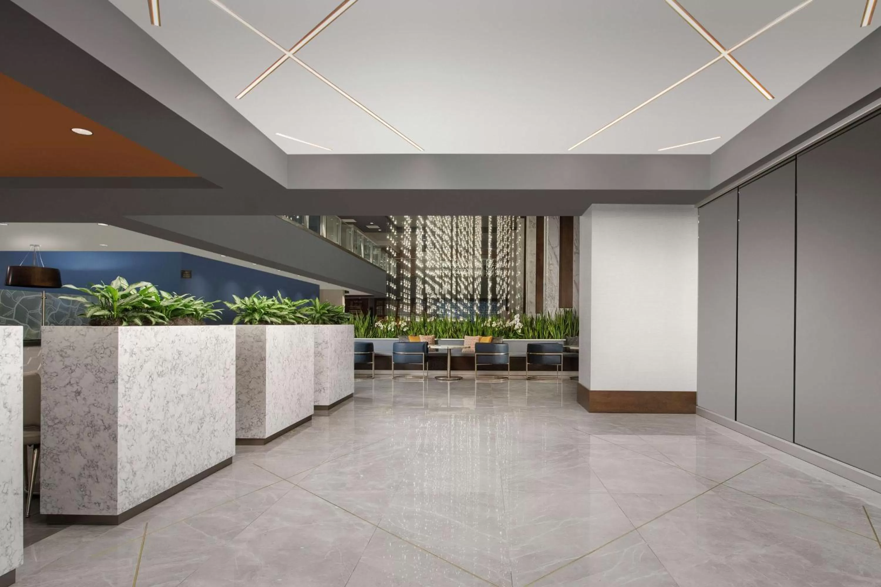 Lobby or reception in Embassy Suites By Hilton Knoxville Downtown