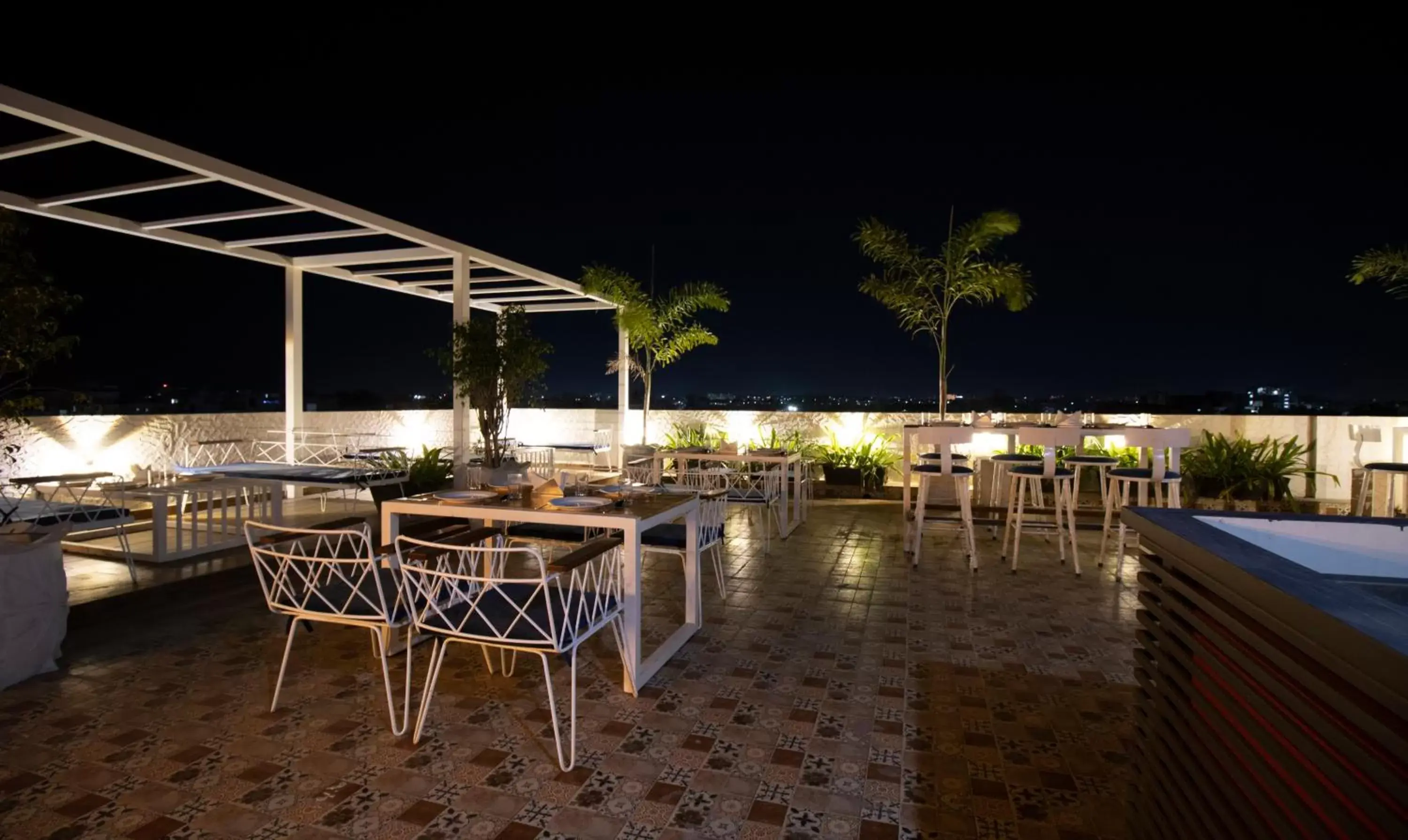 Restaurant/places to eat in Treebo Premium Median Inn Restaurant/places to eat in Treebo Premium Median Inn