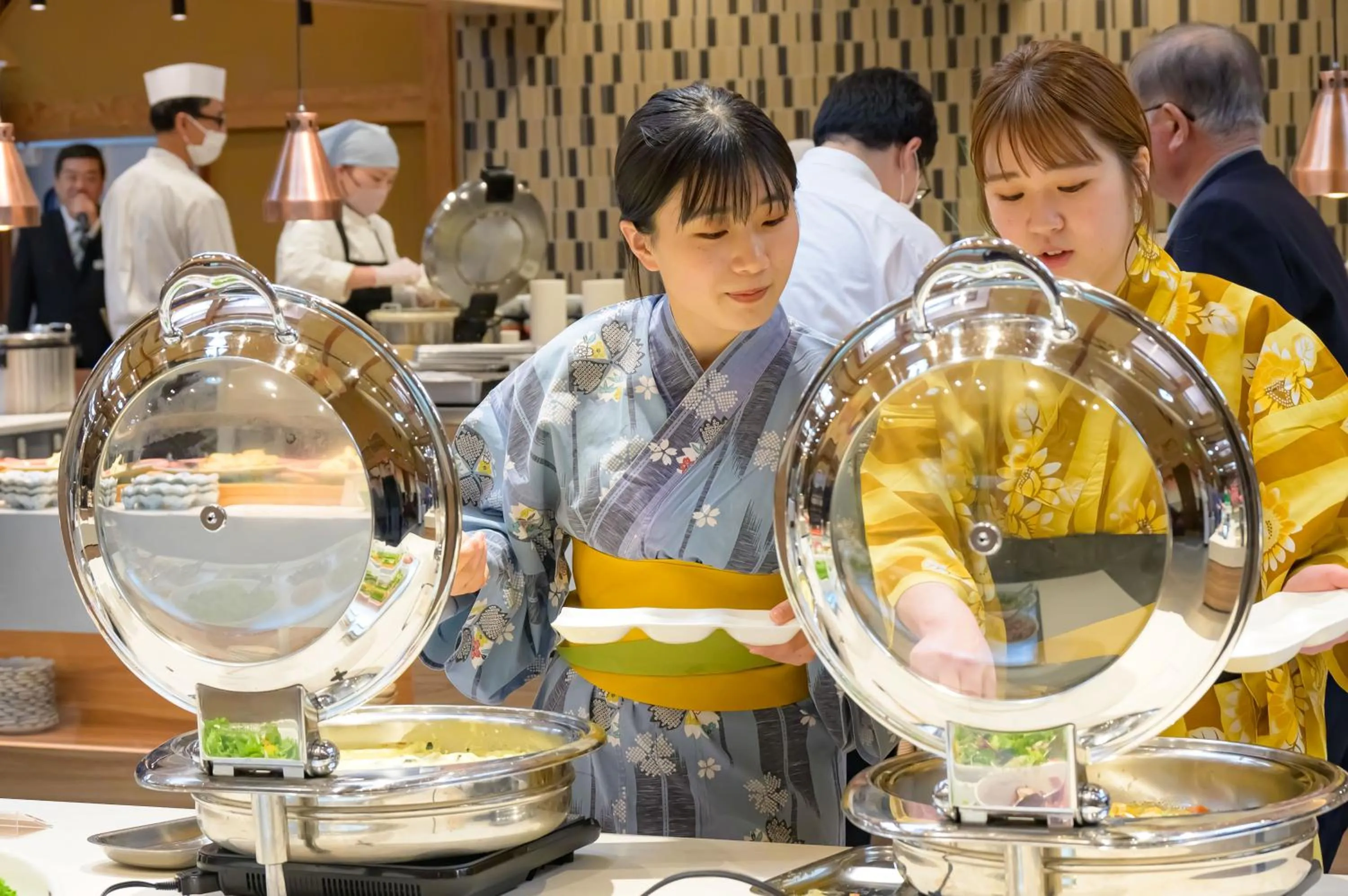 Food and drinks in Senkeien Tsukioka Hotel