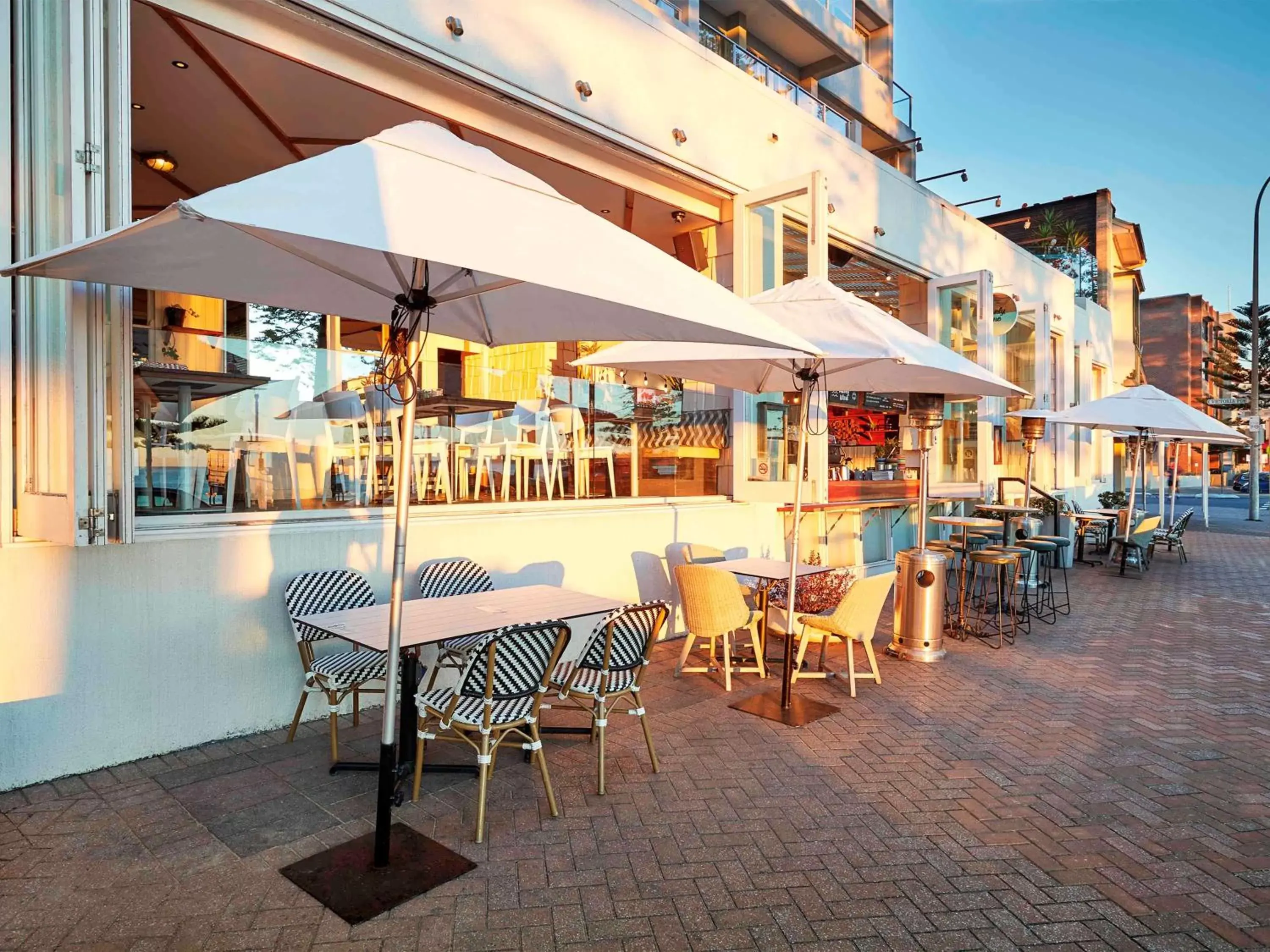 Property building, Restaurant/Places to Eat in The Sebel Sydney Manly Beach