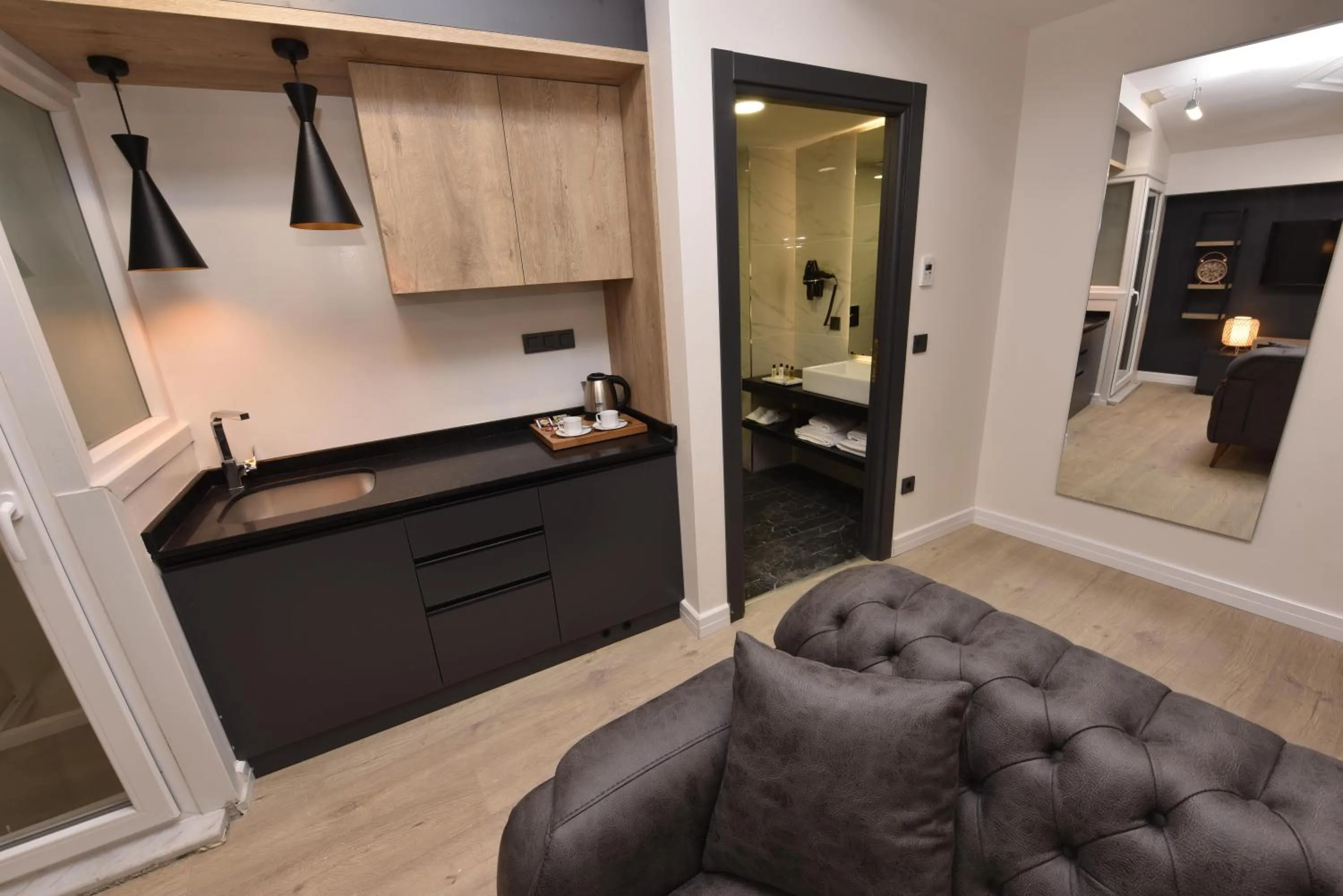 Kitchen or kitchenette in RW BOUTIQUE HOTEL