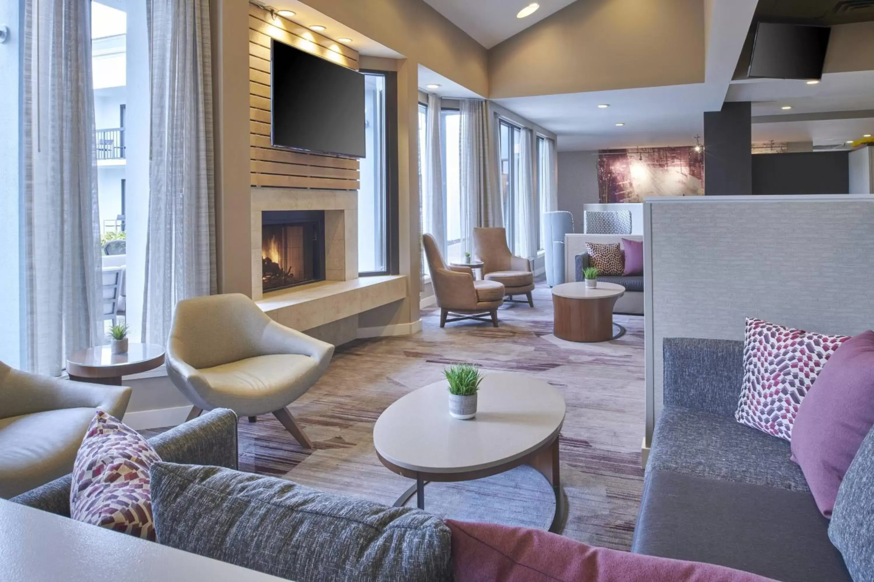 Lobby or reception, Seating Area in Courtyard by Marriott Detroit Troy