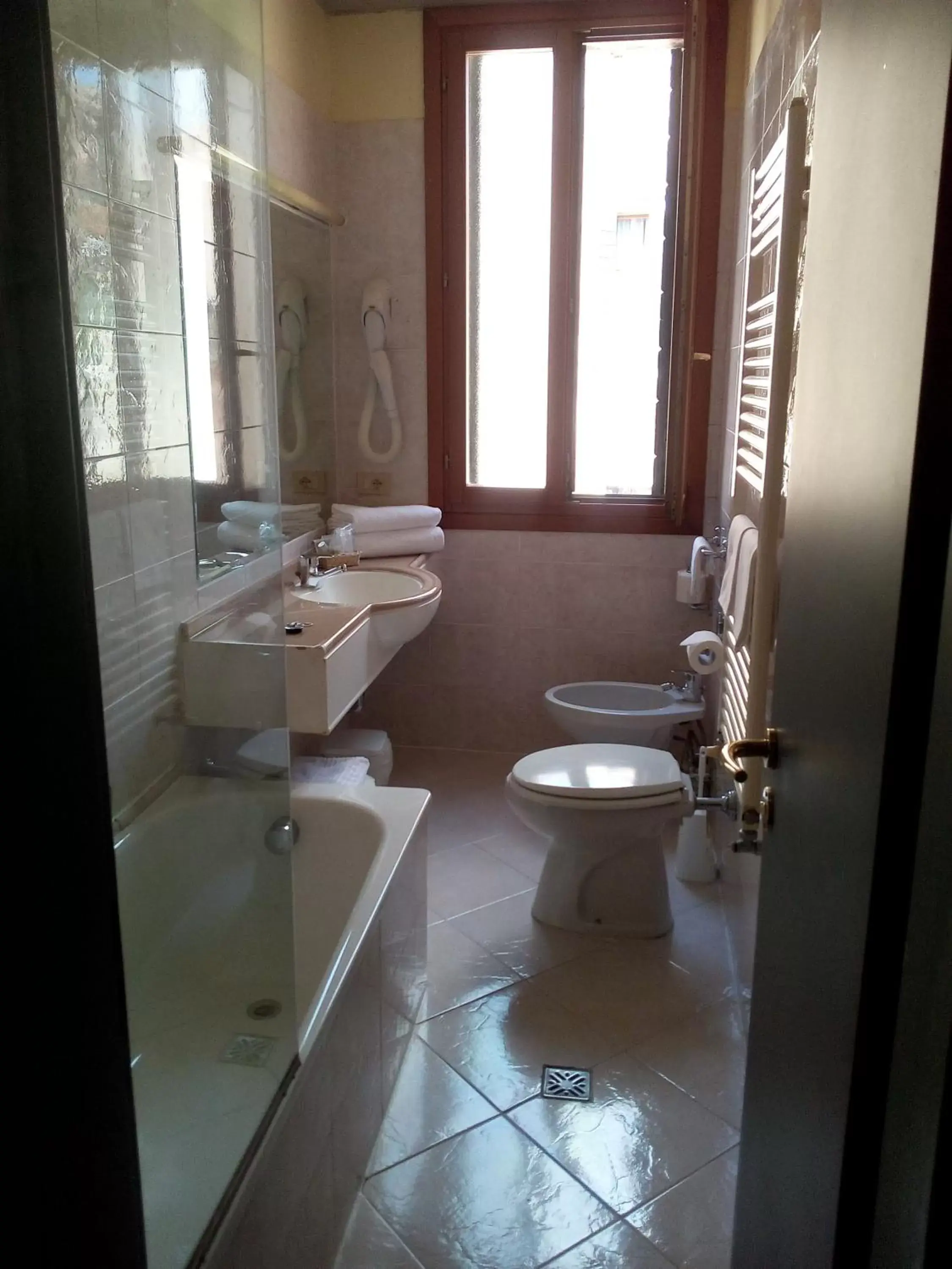 Bathroom in Hotel Diana
