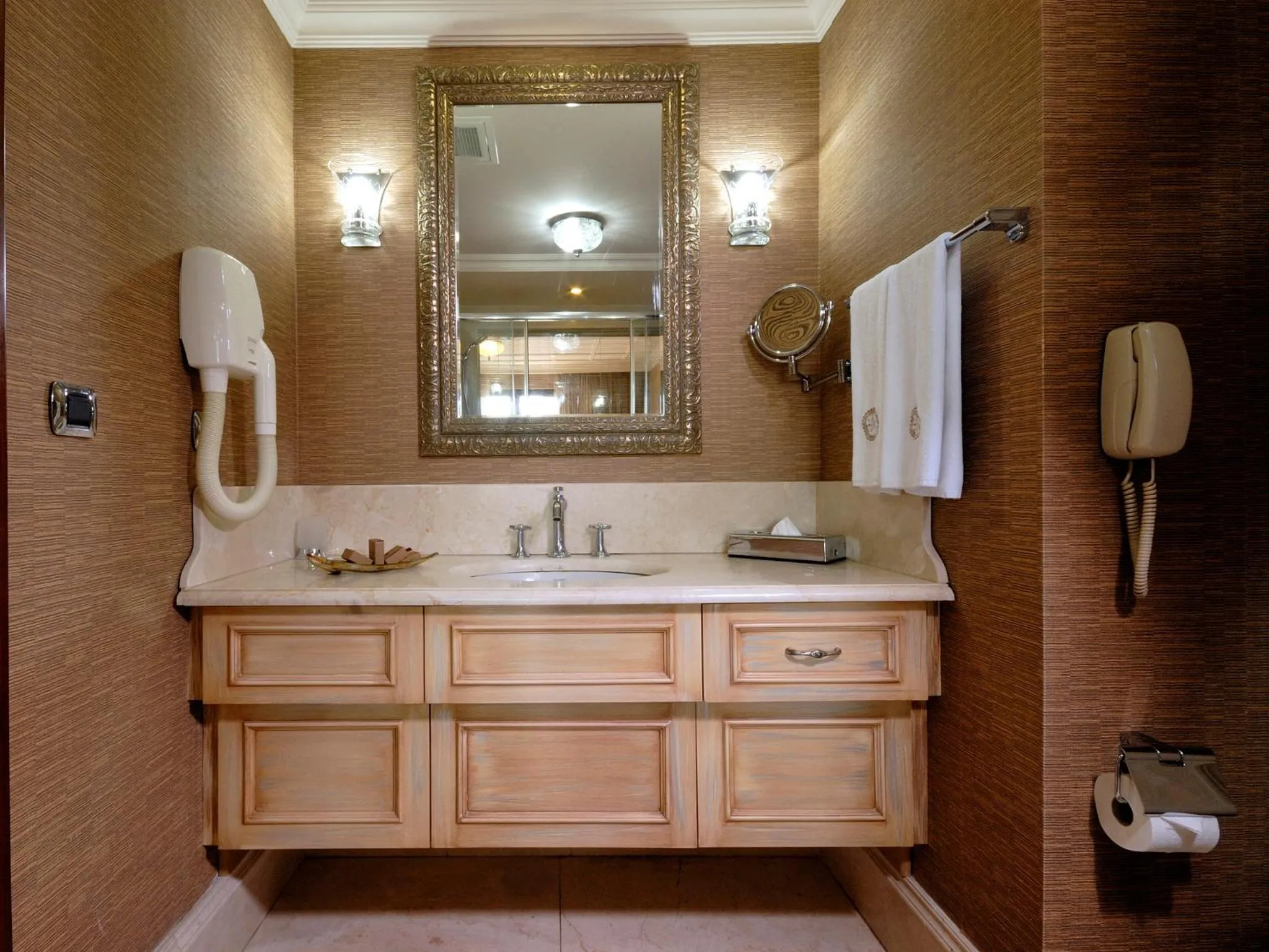 Bathroom in The Central Palace Taksim