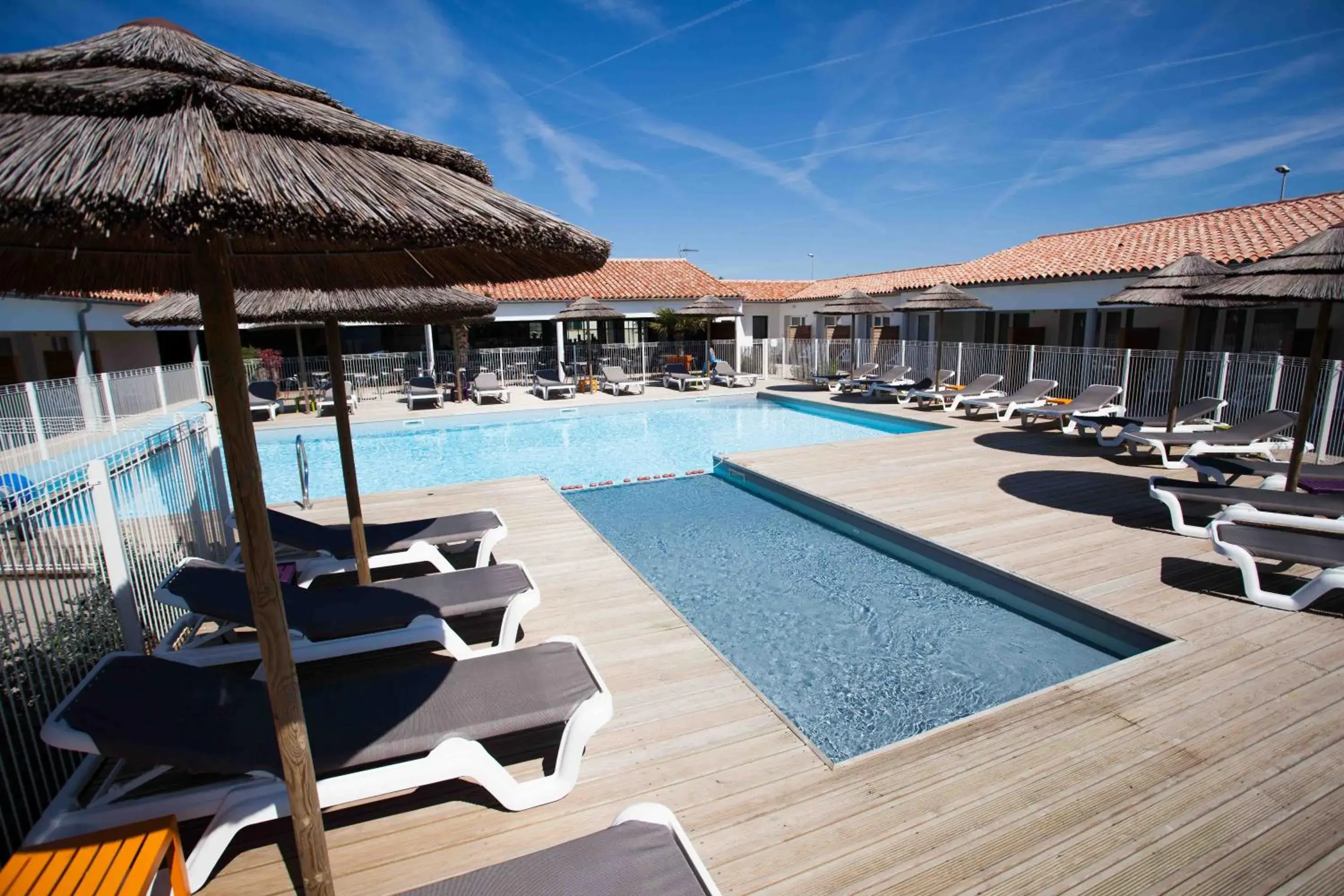 Swimming Pool in Hotel de Re, The Originals Boutique