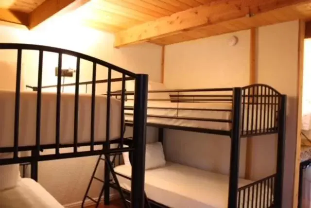 Bedroom, Bunk Bed in The Boulder Creek Lodge