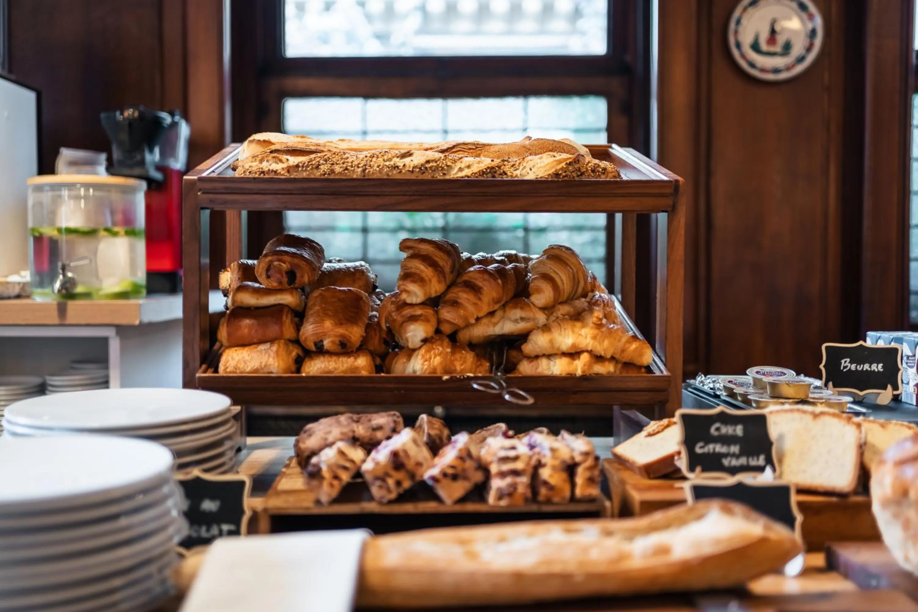 Breakfast in Normandy Le Chantier
