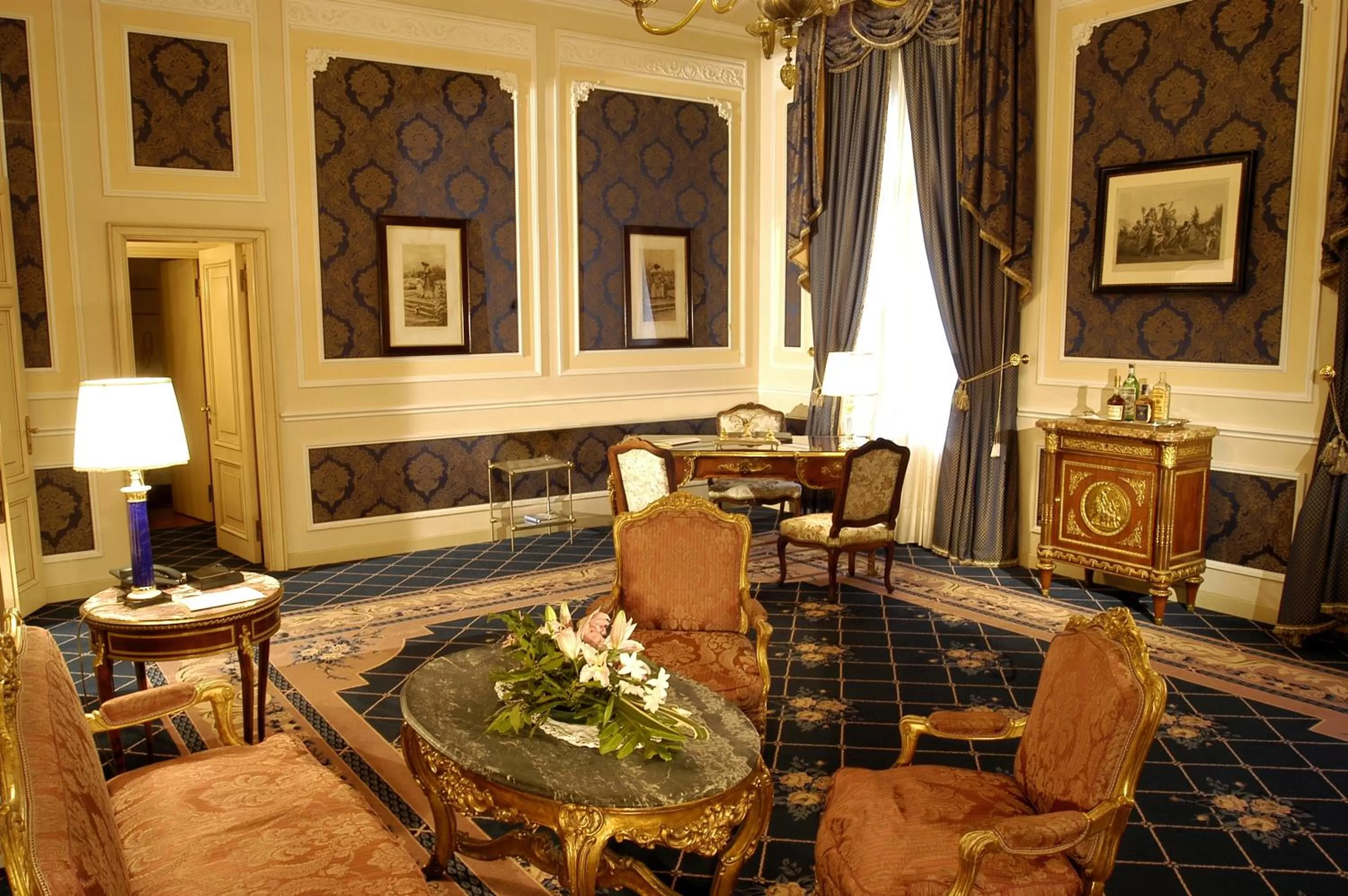 Living room in Grand Hotel Majestic gia' Baglioni