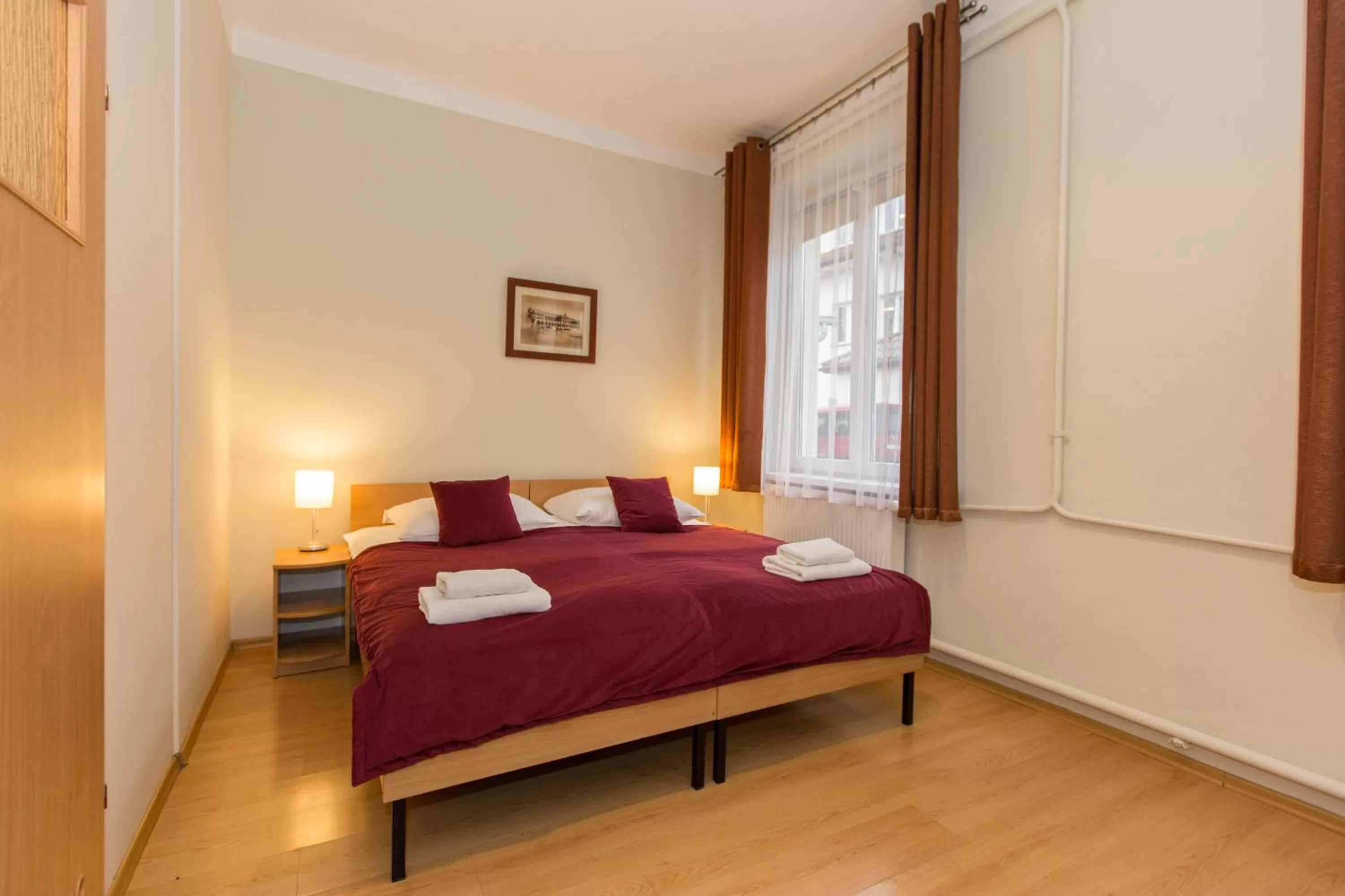 Photo of the whole room, Bed in Mały Kraków Aparthotel