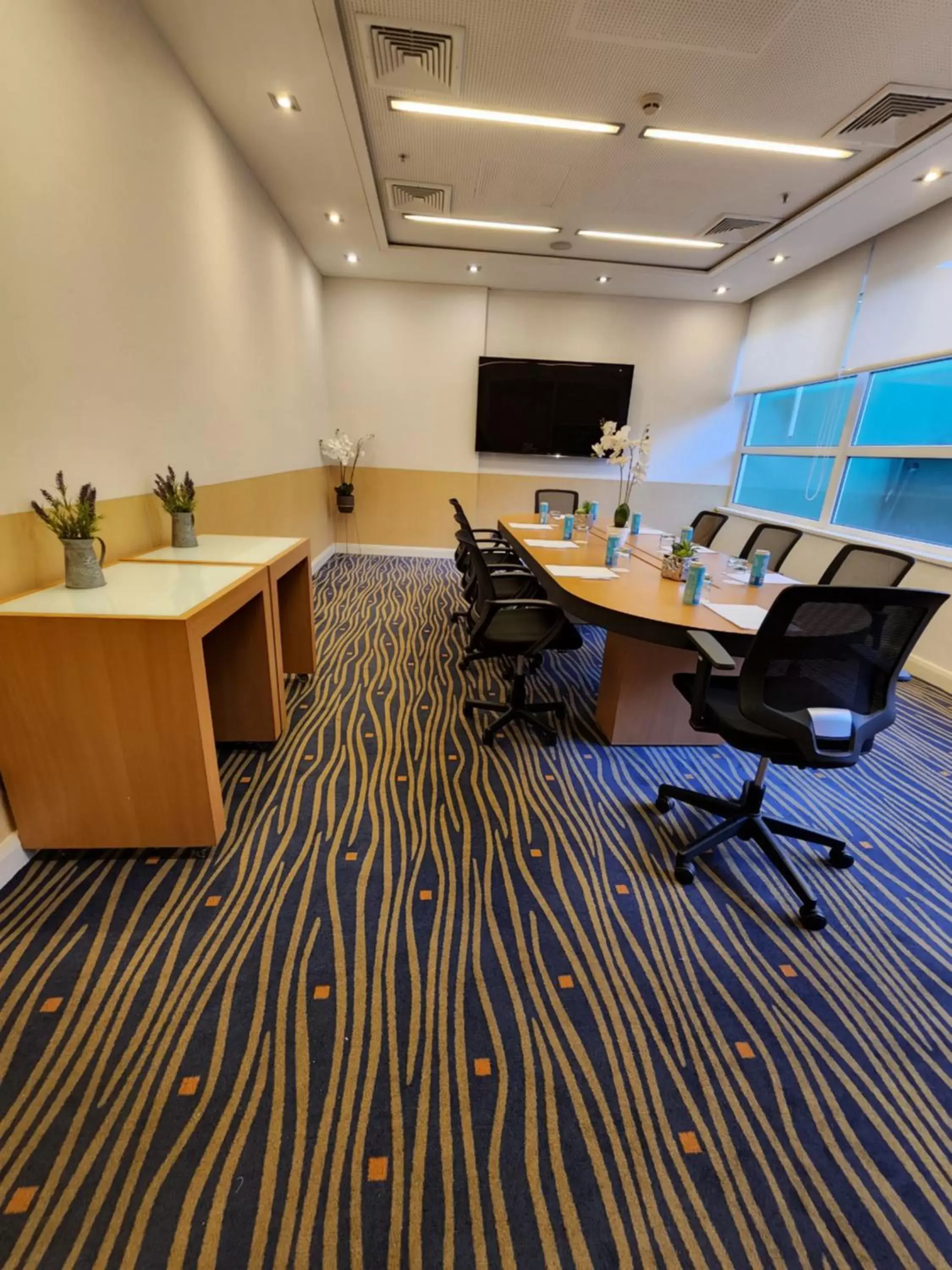 Meeting/conference room in Novotel Santiago Vitacura