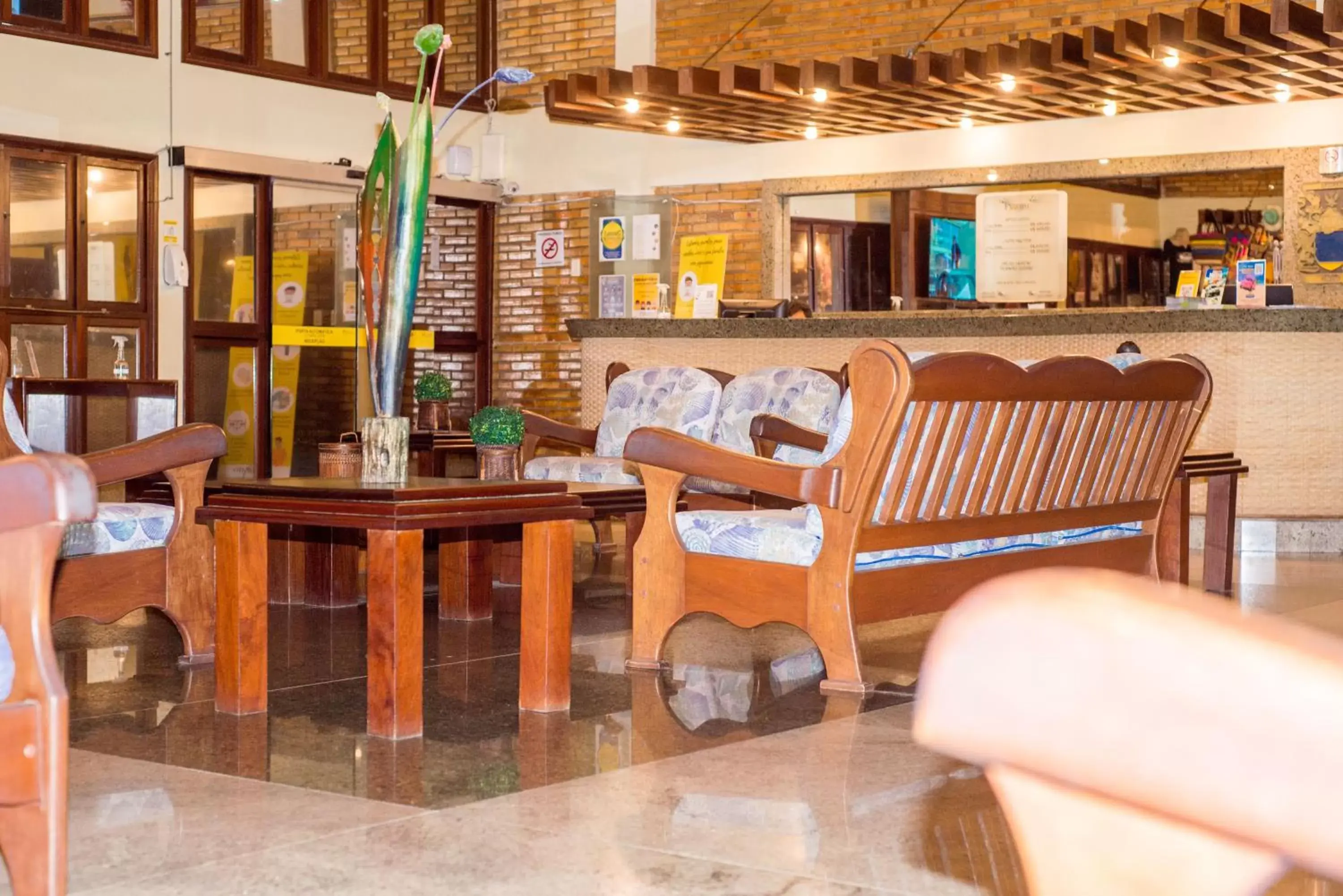 Lobby or reception in Pizzato Praia Hotel