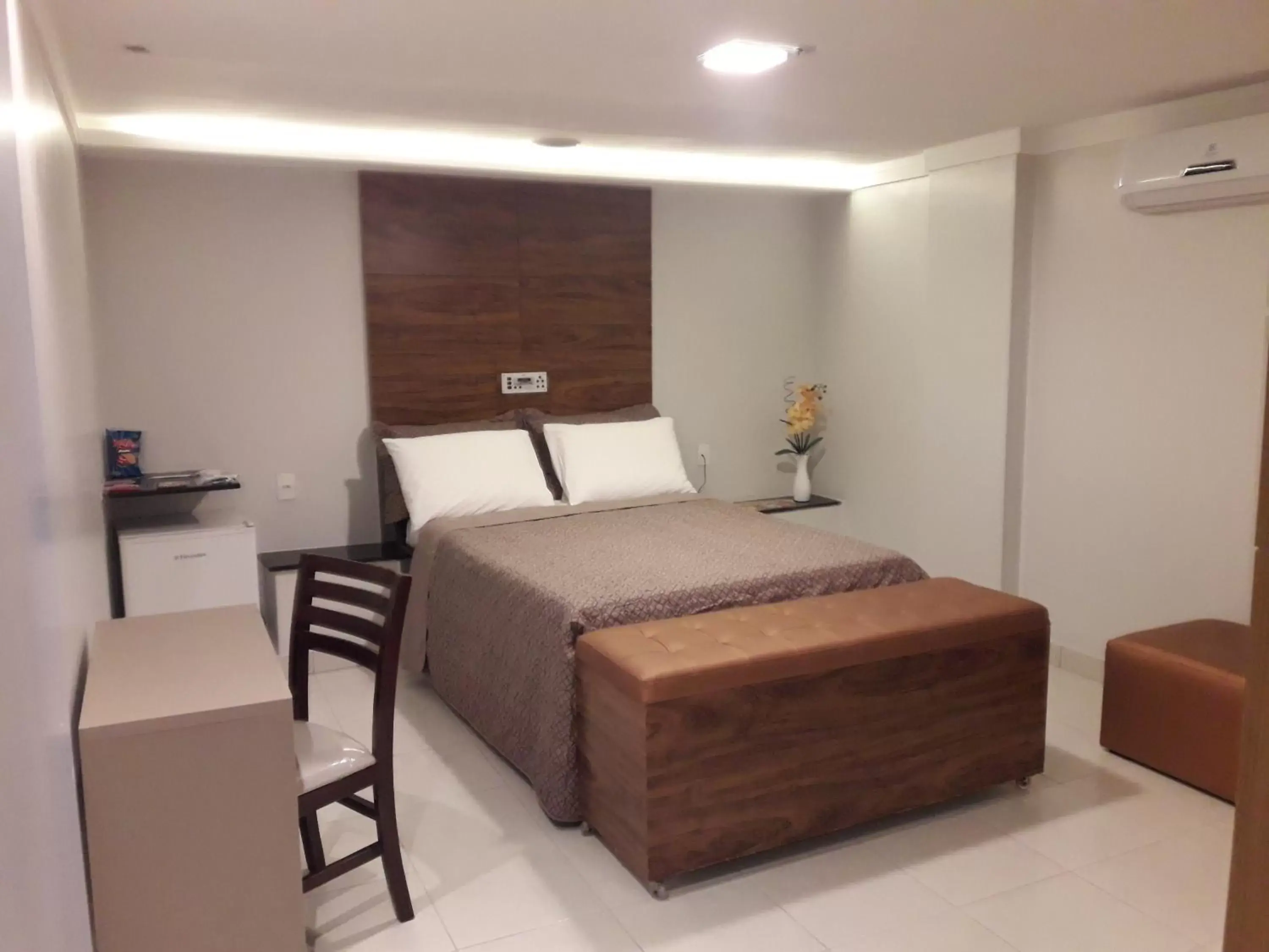 Photo of the whole room, Bed in Hotel Sempre Executive Photo of the whole room, Bed in Hotel Sempre Executive