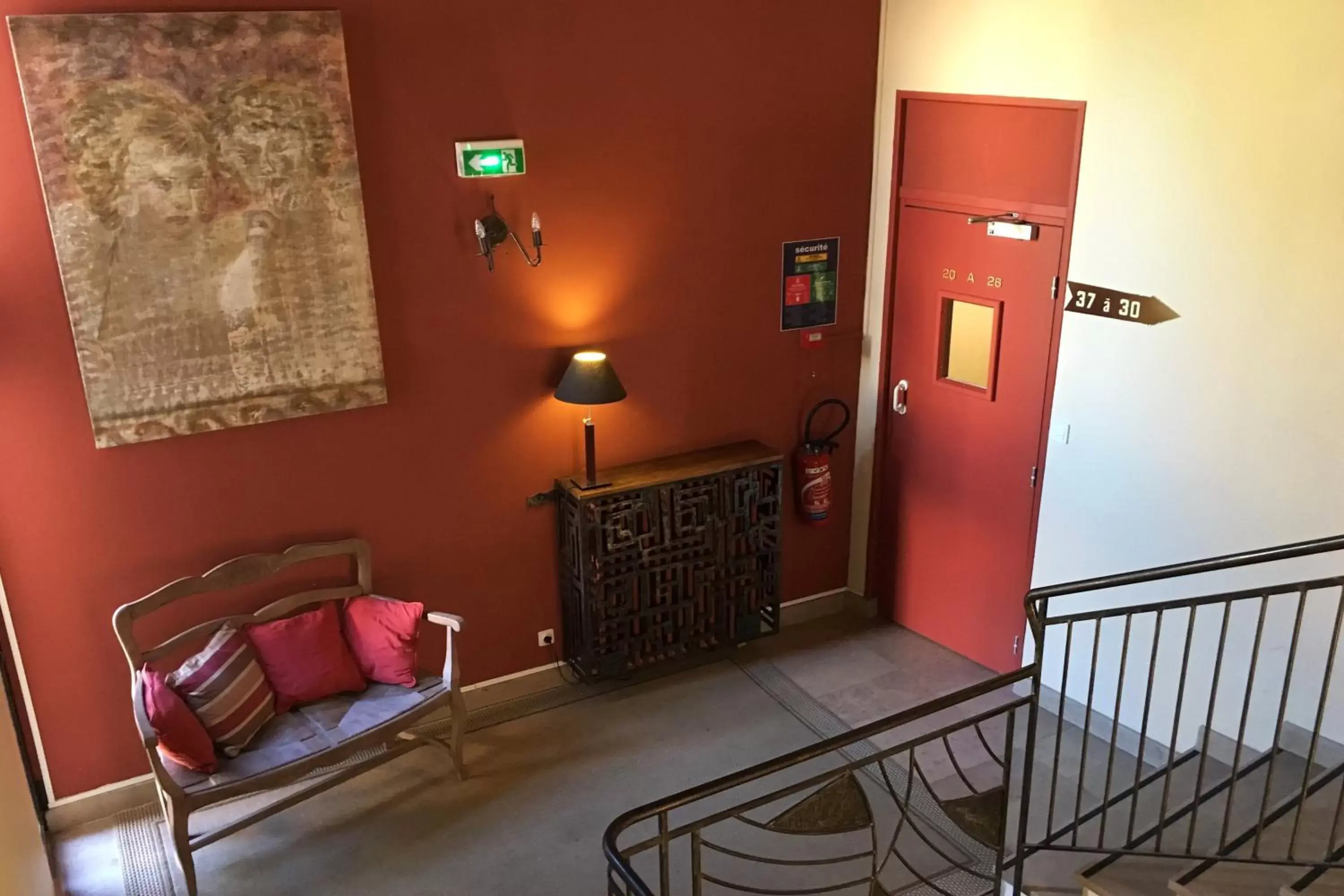 Lobby or reception in Hotel Le Magnan Lobby or reception in Hotel Le Magnan