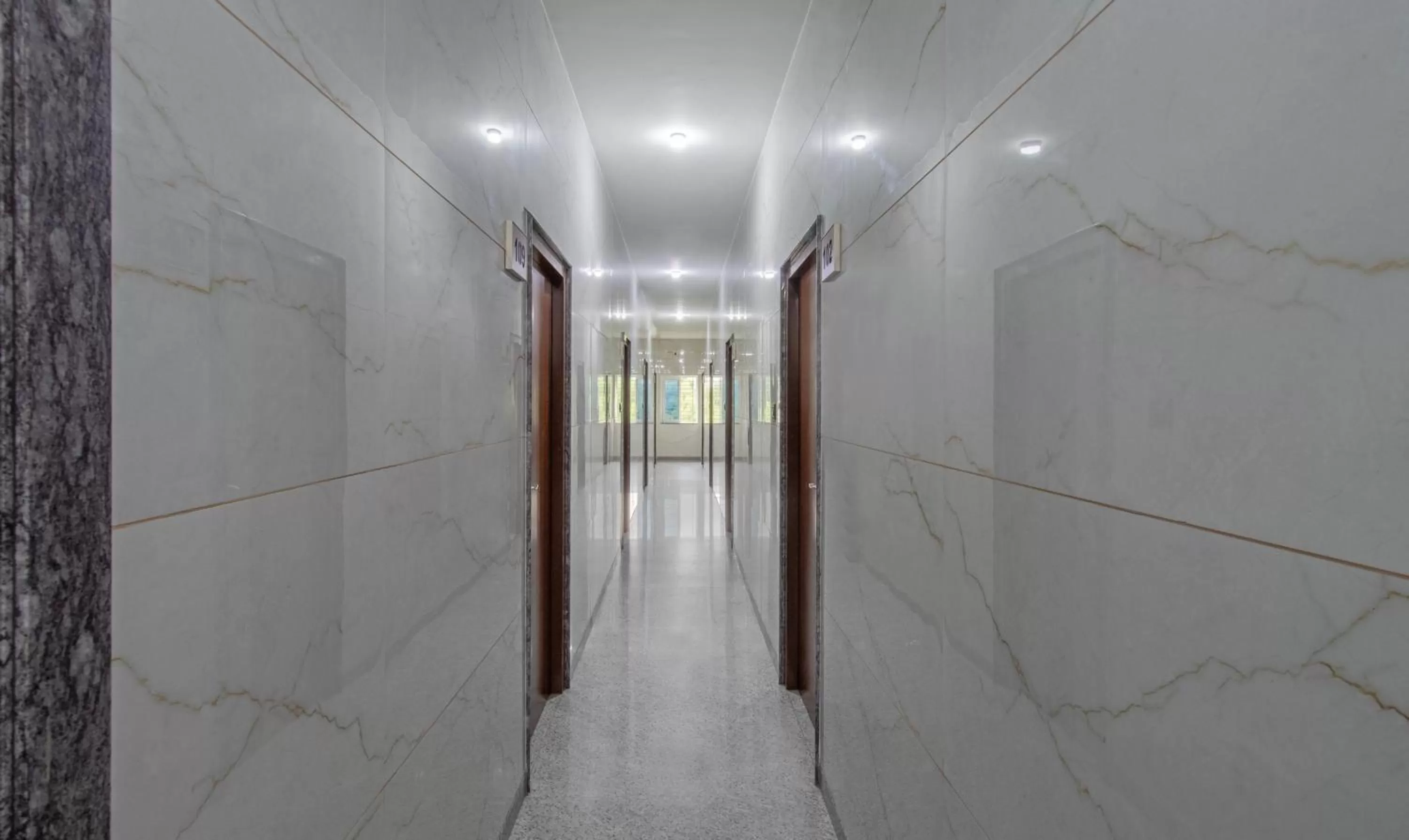 Lobby or reception in Treebo Pranav Park