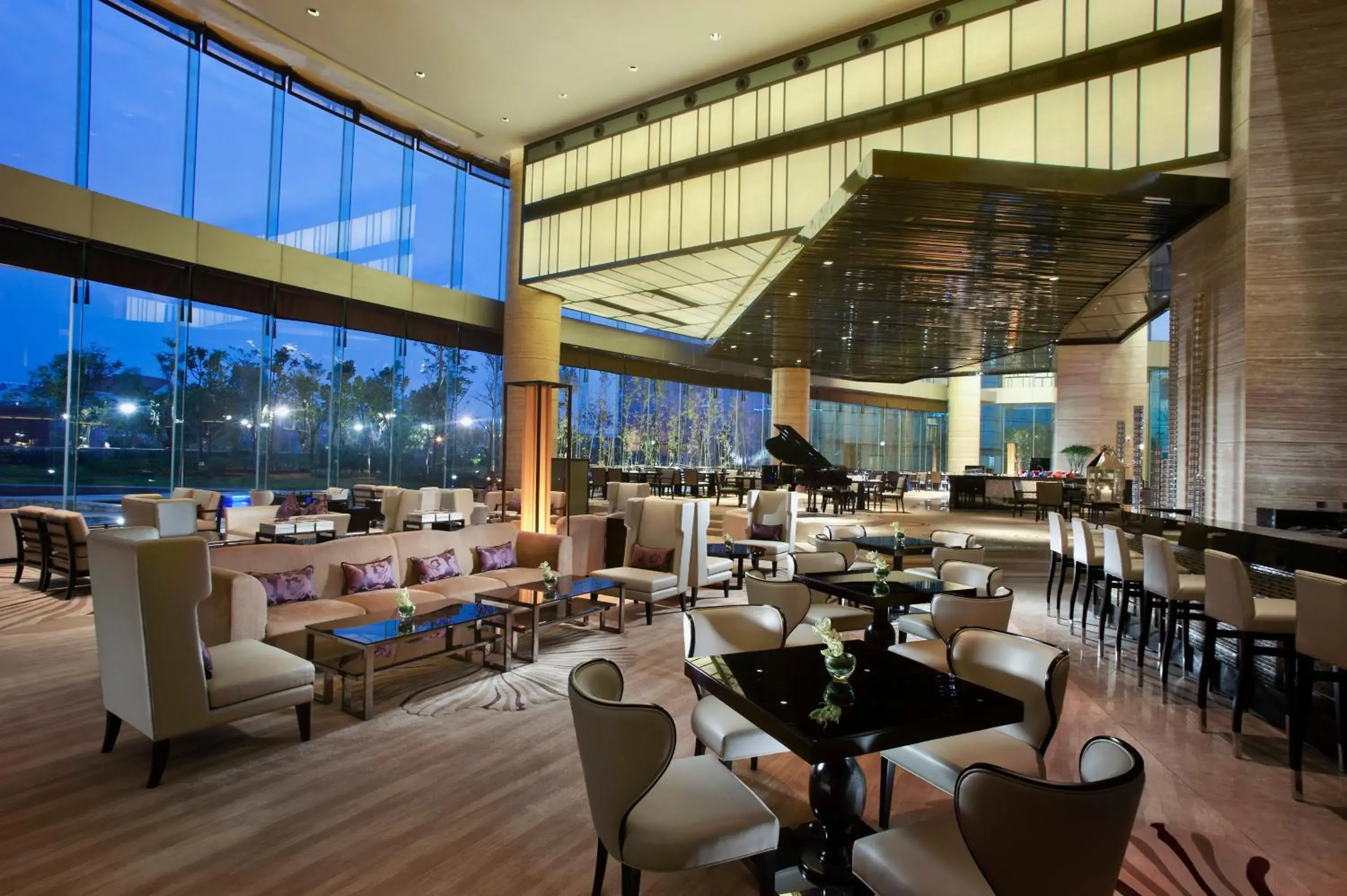 Property building, Restaurant/Places to Eat in Crowne Plaza Huizhou, an IHG Hotel