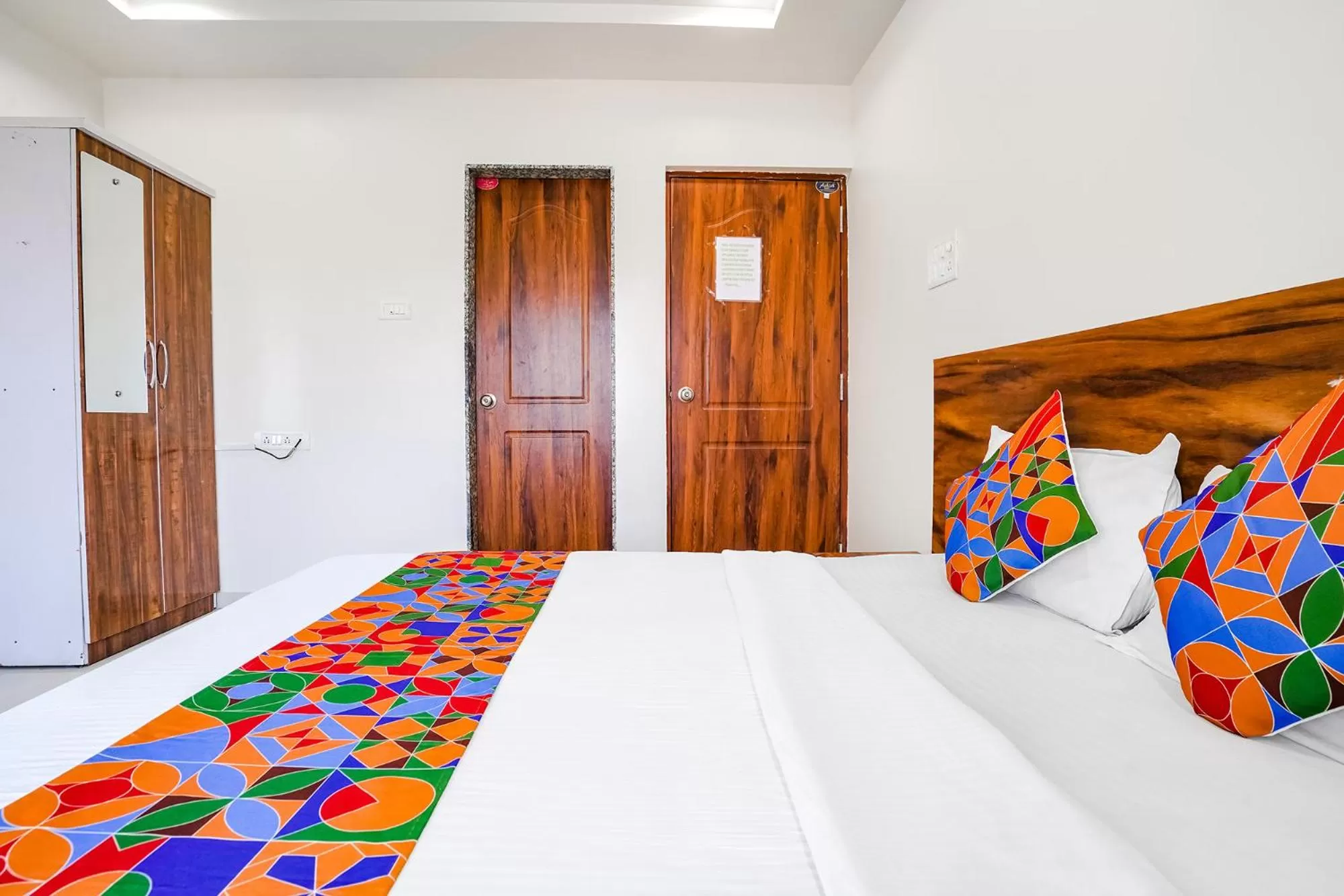 Photo of the whole room, Bed in FabHotel Omkar Executive