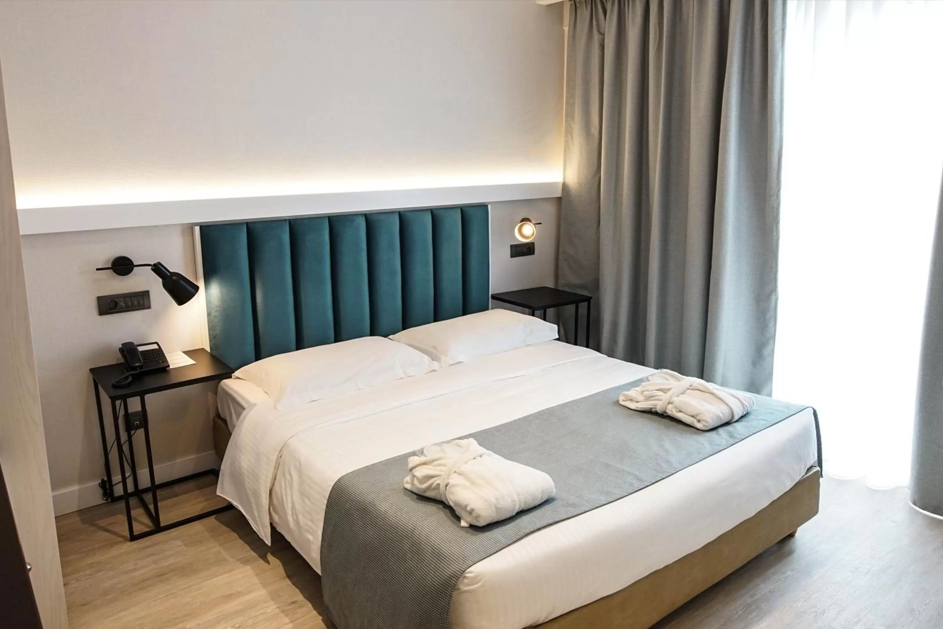 Bed in Athens Cypria Hotel