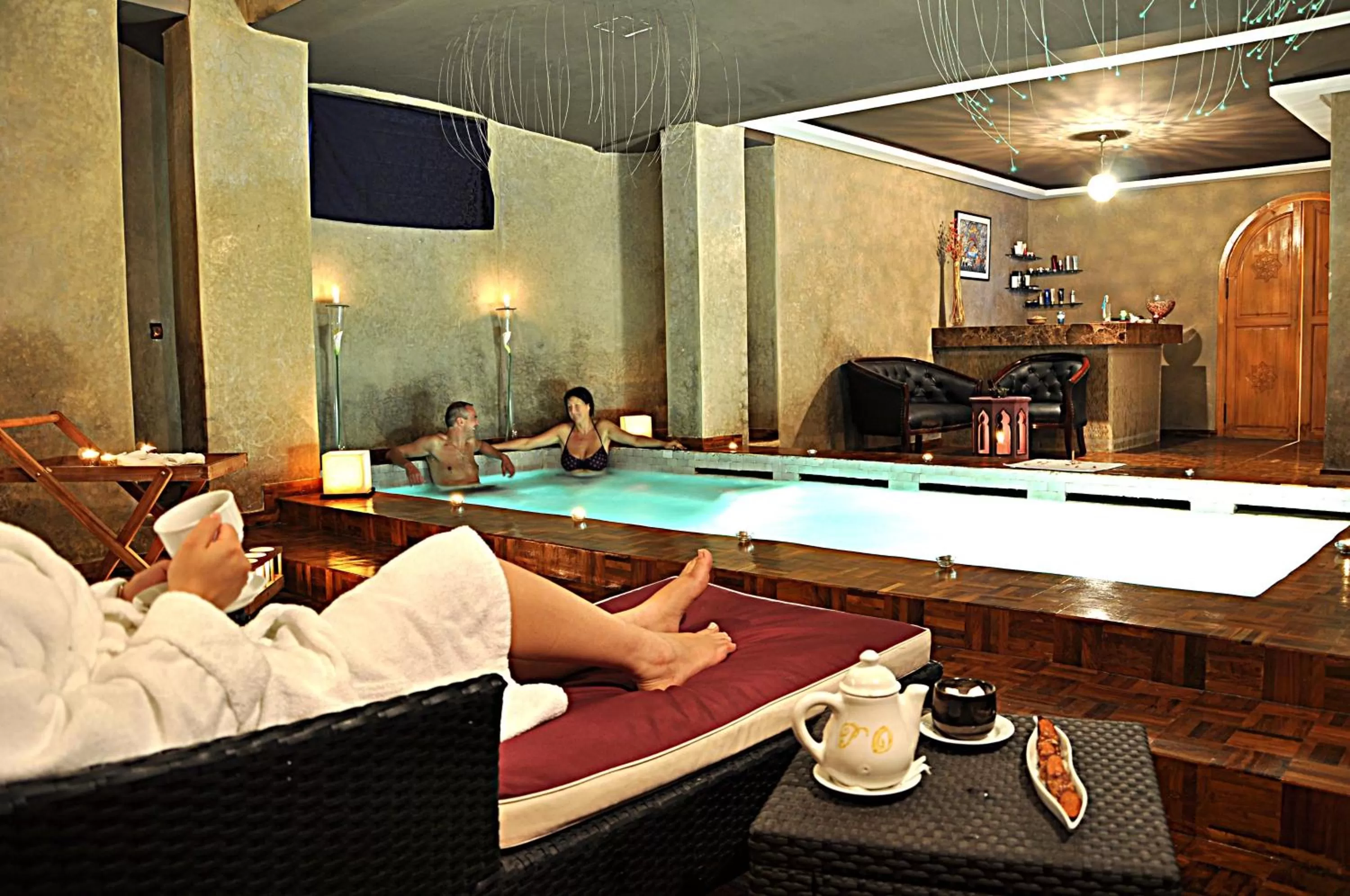 Hot Tub in Palais Ommeyad Suites & Spa