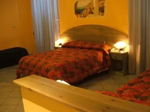 Photo of the whole room, Bed in Hotel Potenza